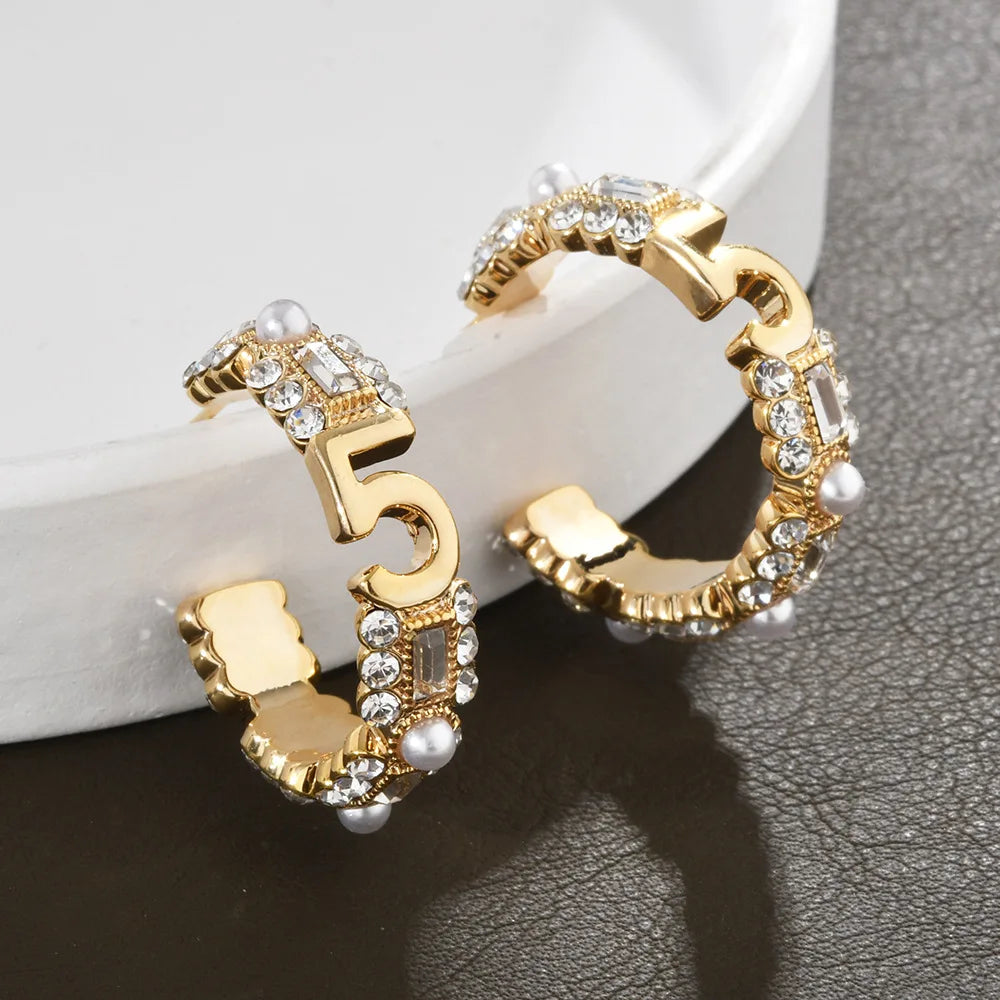 Fashionable Earrings Women Small Glitter Zircon Digital 5 Luxury High-end Unique Ear Ring for Daily Wear Ear Jewelry Accessory