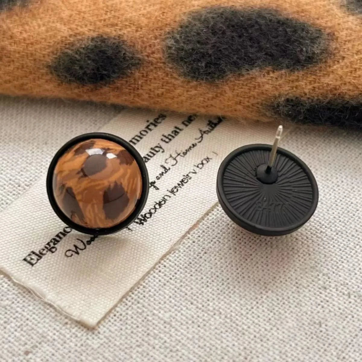 Women Circle Shape Smiling Face Decorative Mini Stud Earring Fashion Simple Graceful Bulk Order Jewelry Accessories for Street