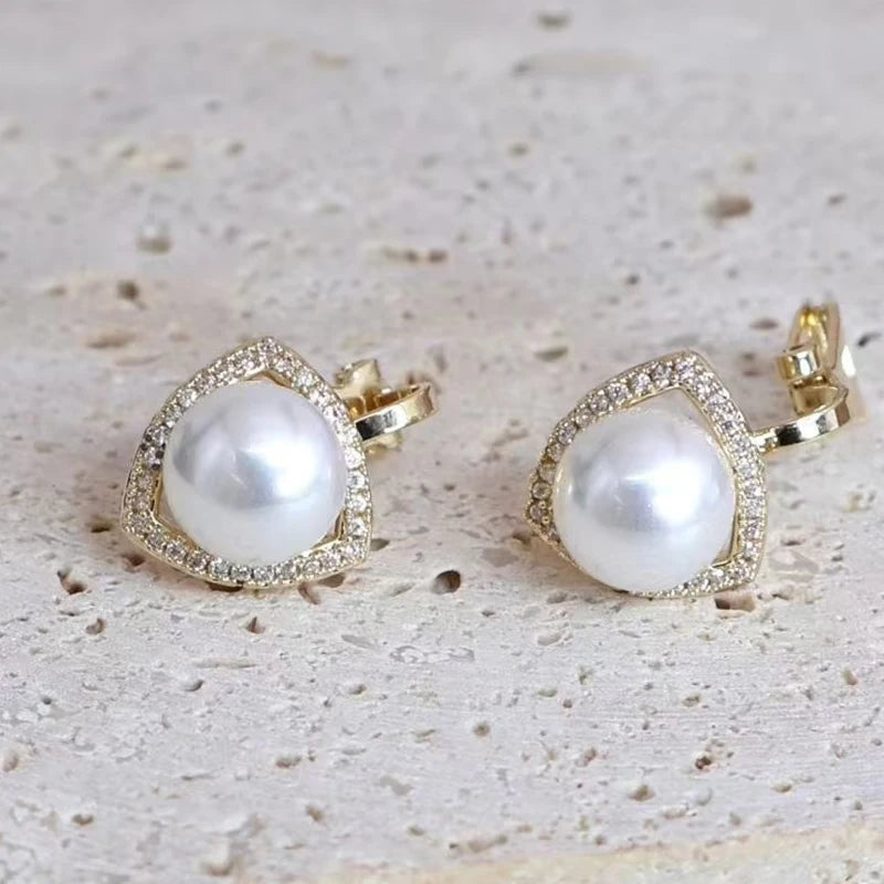 Fashion Imitation Pearl Glitter Glamorous Dainy Clip on Earrings for Girls Butterfly Elegant Jewelry for Women Lady Accessories