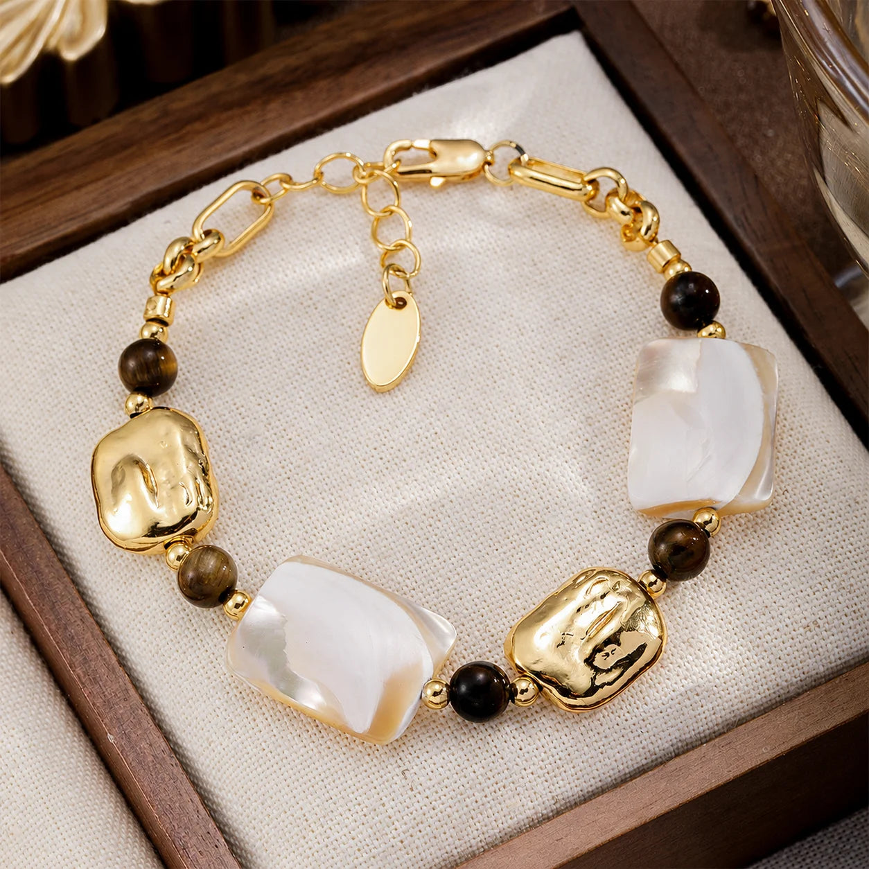 Fashion Turquoise Baroque Pearl Natural Stone Freshwater Pearl Bracelets for Girls Vintage Jewelry for Women Ladies Wholesale