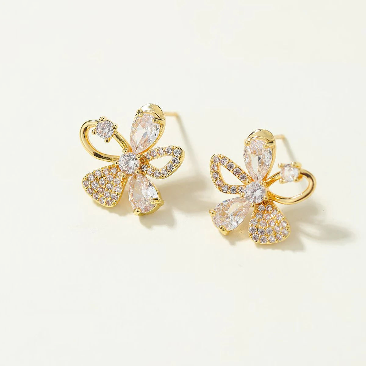 Elegant Trendy Flower Bowknot Stud Earrings with Crystal Rhinestone Gold Plated Women's Jewelry Chinese Supplier Wholesale