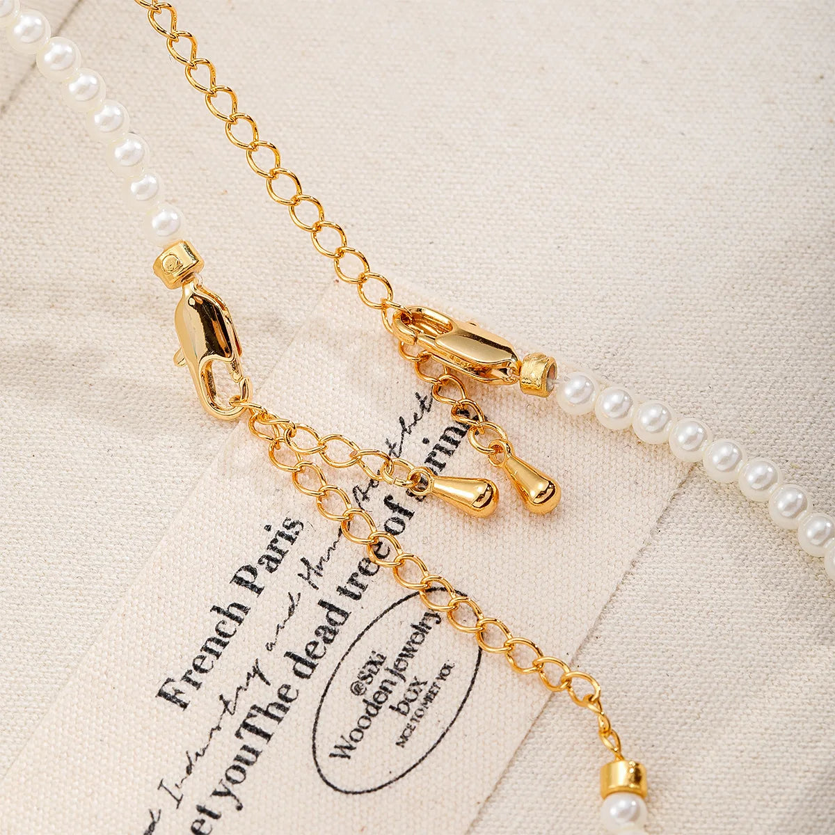 Women Blue Horse Imitation Pearl Natural Pearl 18k Gold-plated Drip Glaze Hand-Painted Necklace Fashion Cute in Stock Jewelry
