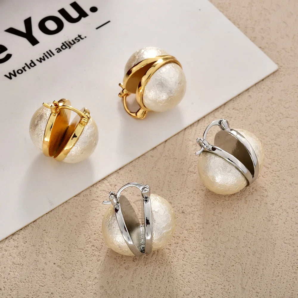 French Light Luxury Double-Sided Pearl Ear Buckles Retro Style Fashion Geometric Ear Studs Snowflake Beads Niche Earrings Women
