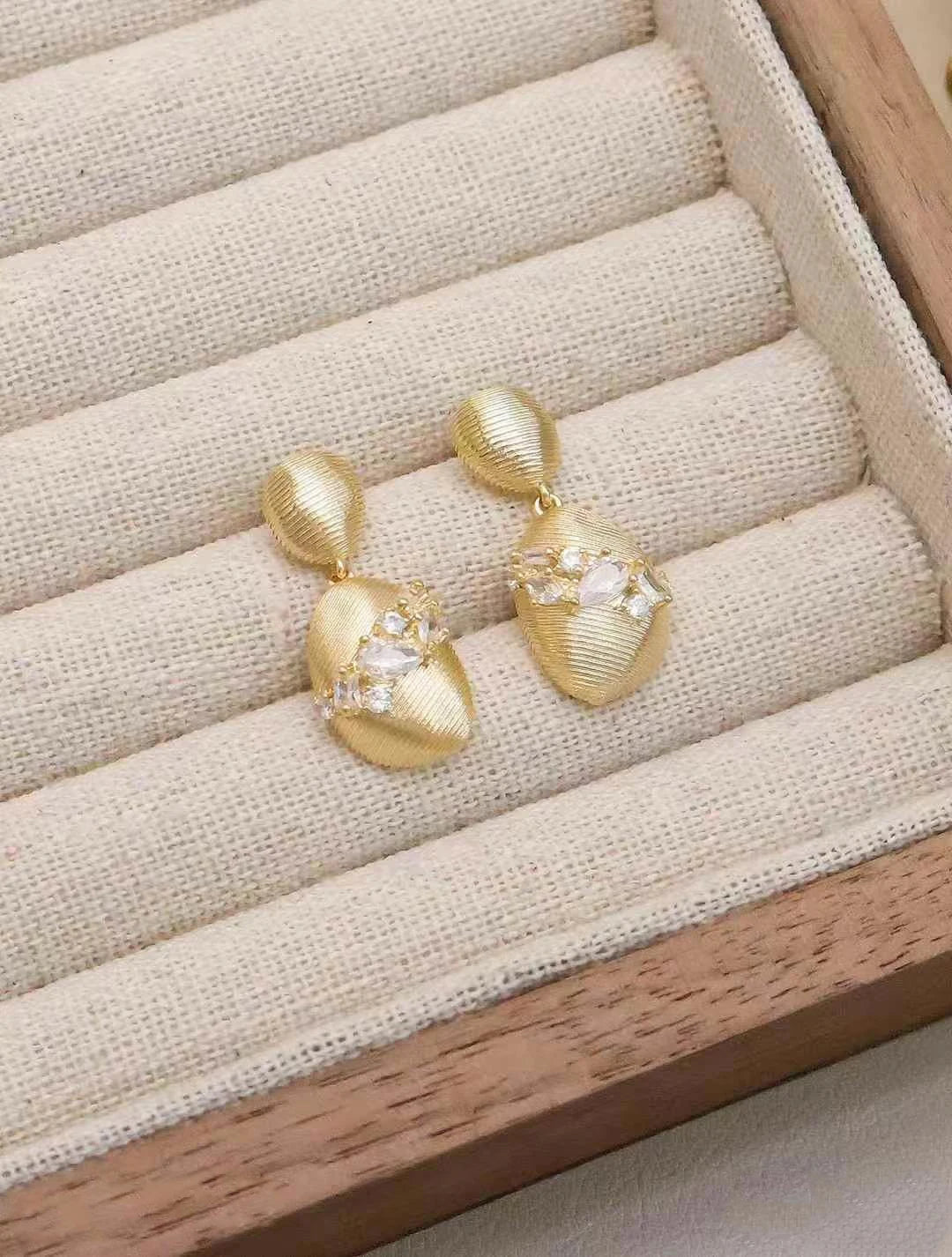 Ladies New Design Bow Flower Decorative Small Drop Earring Fashion Elegant Graceful Glamorous Wholesale Jewelry Accessories