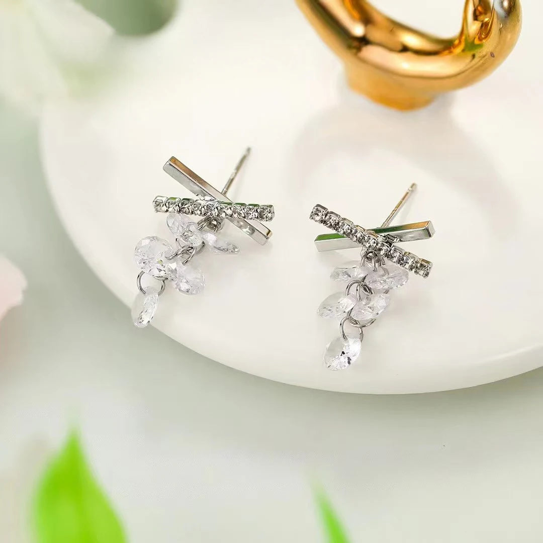 Sweet Trendy Bowknot Dainty Drop Earrings for Girls Elegant Butterfly Imitation Pearl Jewelry for Women Ladies Accessories Chic