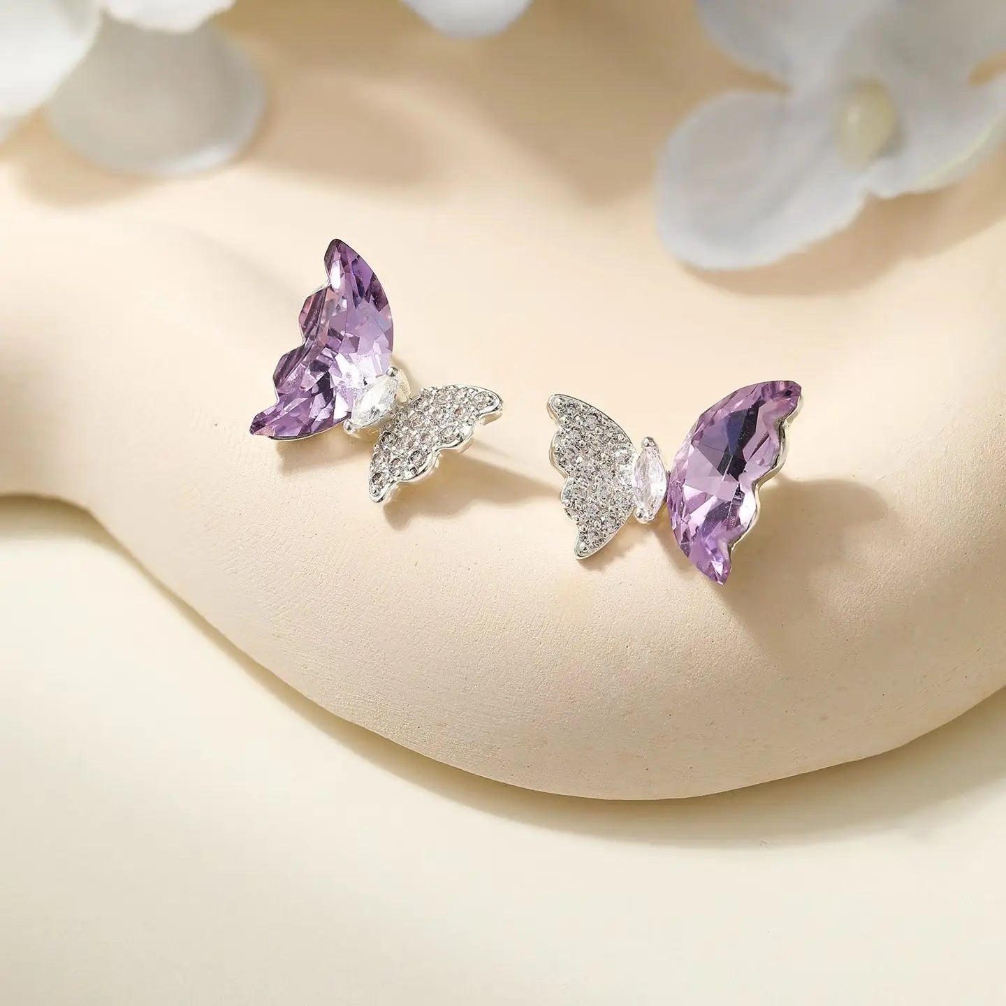 Women Purple Butterfly Bell Rhinestone Small Stud Earring Fashion Glitter Bulk Order High Quality Jewelry Accessories for Daily