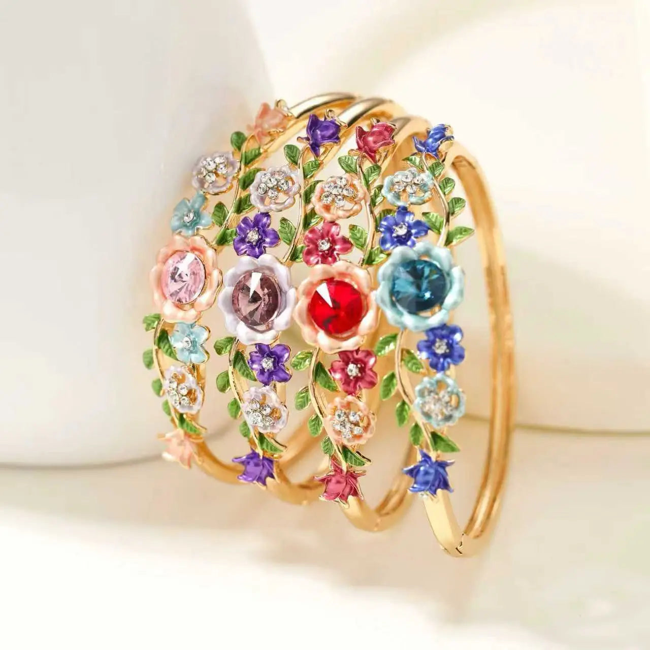 Fashion Trendy Dainty Bold Bangles for Girls Elegant Luxury Glamorous Art Deco Flowers Jewelry for Women Ladies Accessories