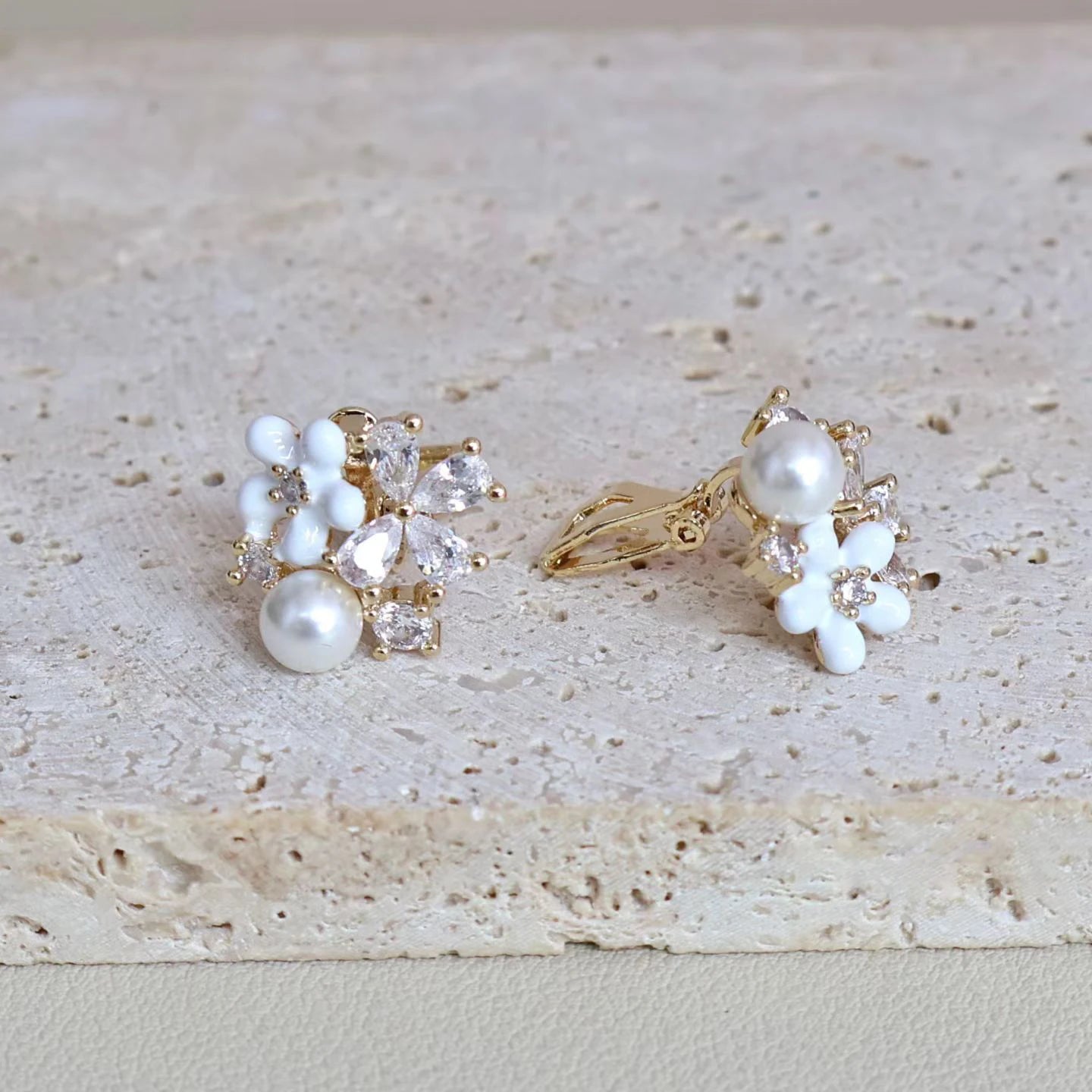 Fashion Vintage Chinese Style Animals Cat Clip on Earrings for Girls Sweet Jewelry for Women Ladies Accessories Wholesale