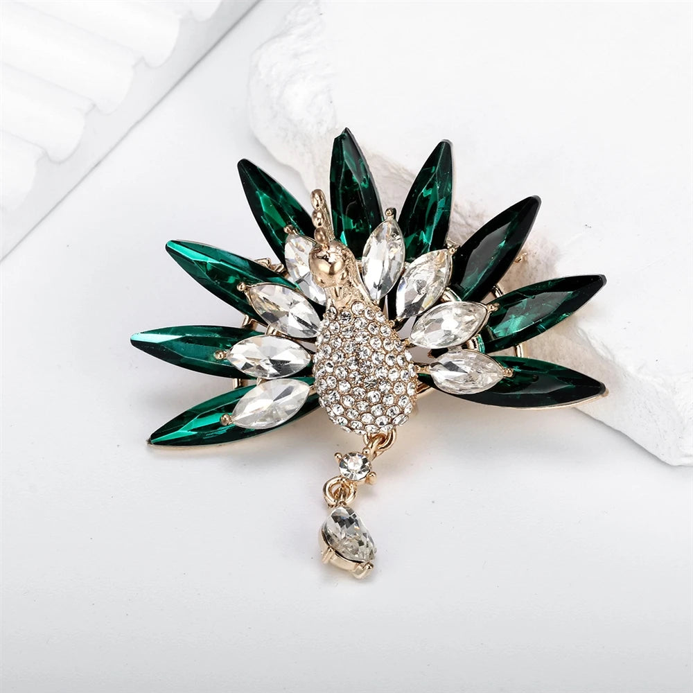 Fashion Glitter Animals Peacock Elegant Brooches for Girls Trendy Refined Pins Jewelry for Women Ladies Accessories Wholesale