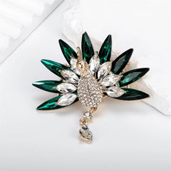 Fashion Glitter Animals Peacock Elegant Brooches for Girls Trendy Refined Pins Jewelry for Women Ladies Accessories Wholesale