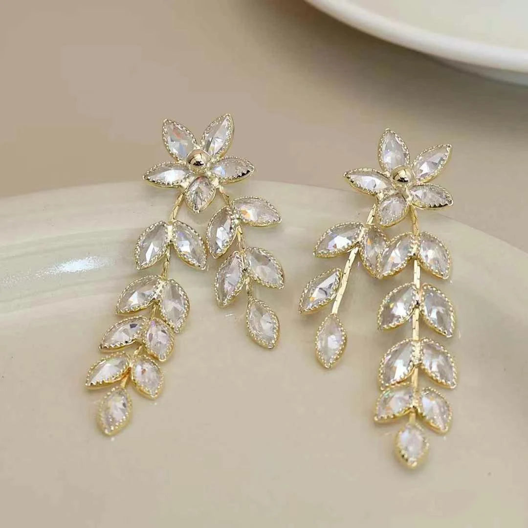 Women Star Wheat Spike-Shaped New Design Drop Earring Sparking Glitter Charms Fashion Wholesale Jewelry Accessories for Office