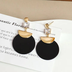 Fashion Sweet Cute Ping Pong Drop Earrings for Girls ELegant Kawaii Trendy Stylish Jewelry for Women Ladies Accessories Bold