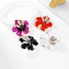 Fashion Flowers Glitter Sparking Brooches for Girls Glamorous Charms Pins Jewelry for Women Ladies Accessories New Design