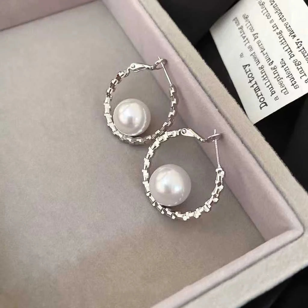 Fashion Sweet Fruit Cherry Elegant Stud Earrings for Girls Chic Trendy Stylish Glitter Jewelry for Women Ladies Accessories