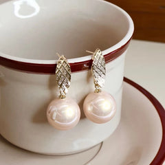 Elegant Fashion Cute Imitation Pearl Refined Dainty Drop Earrings for Girls Sweet Jewellry for Women Ladies Bijuterias Wholesale