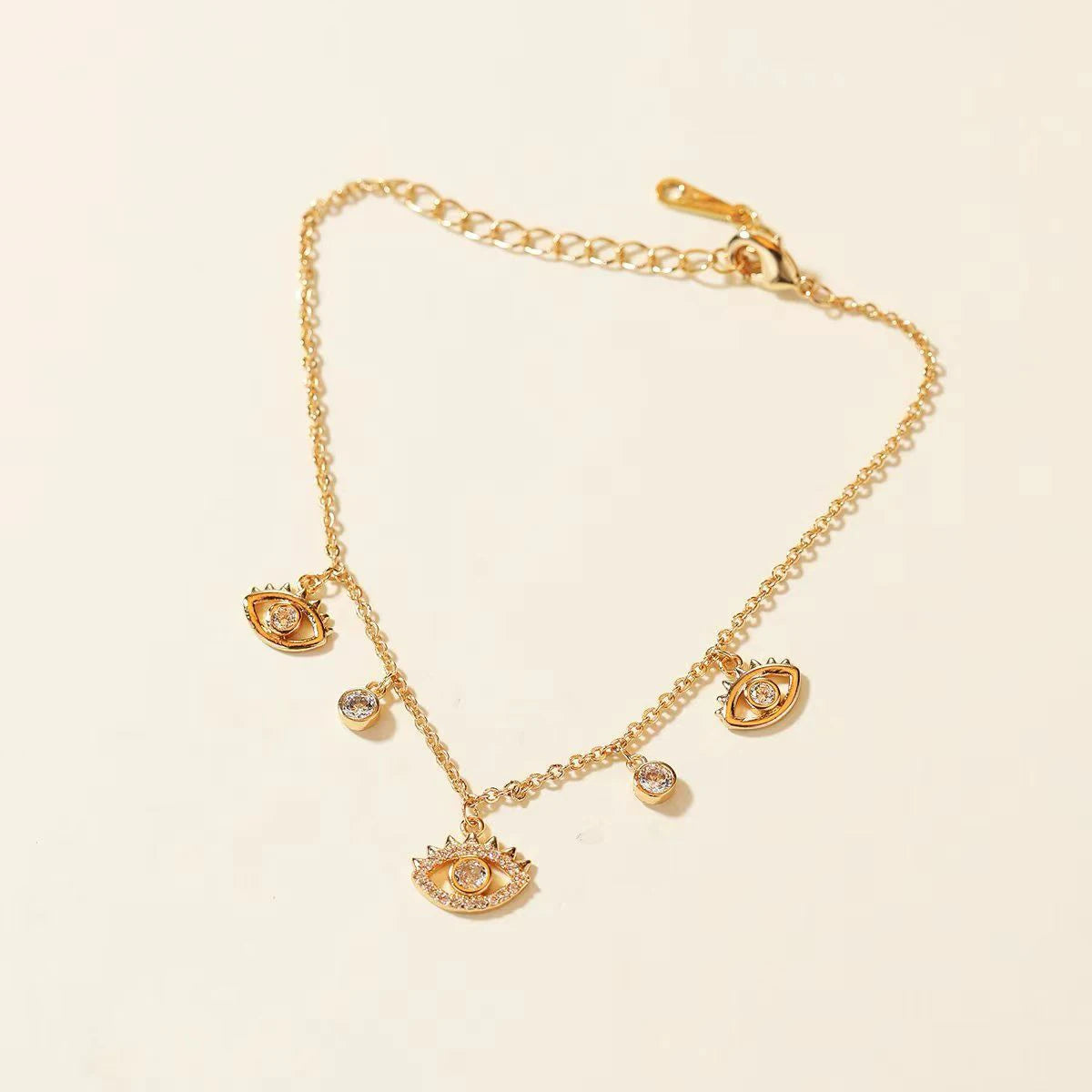 Fashion Luxury Trendy Elegant Bracelets for Girls Glamorous Heart Shaped Jewellry for Women Ladies Accessories Chinese Supplier