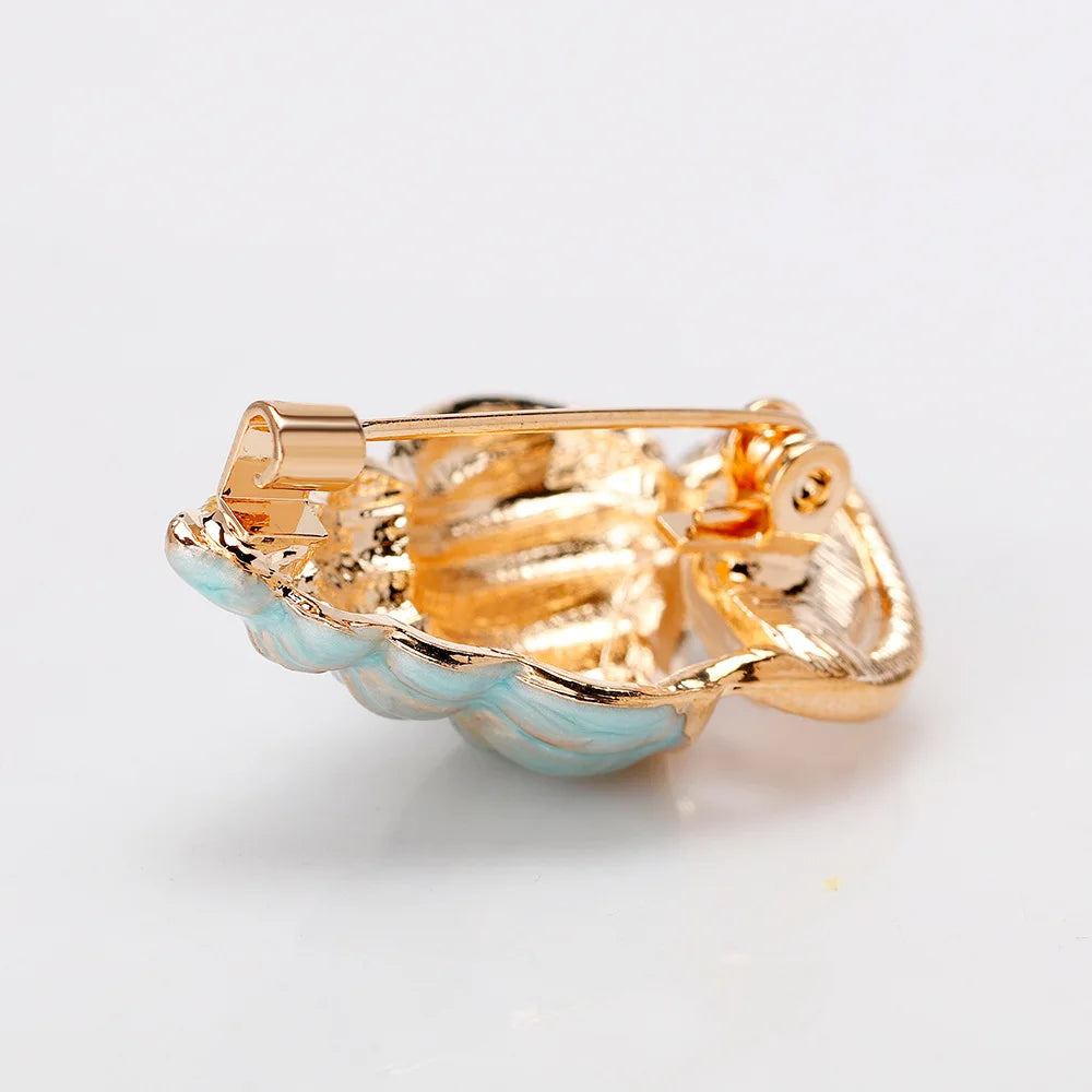 Fashion Shell Elegant Sweet Brooches for Girls Stylish Trendy Pins Jewelry for Women Ladies Accessories Chinese Supplier Chic