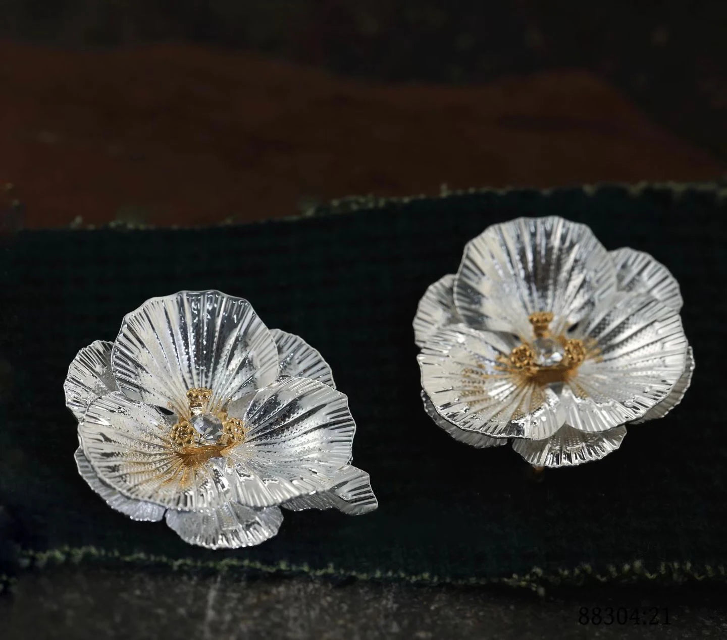 Women Latest New Design Flower Shape Stud Earring Trendy Fashion Elegant Luxurious Bulk Order Jewelry Accessories for Female