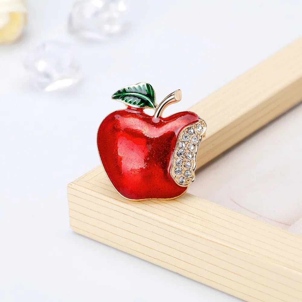 Fashion Sweet Apple Fruits Glitter Brooches for Girls Trendy Stylish Glamorous Charms Jewelry Pins for Women Ladies Accessories