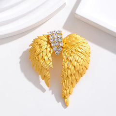 Fashion European and American Style Swing Angel Brooches for Girls Trendy Vintage Simple Jewelry for Women Ladies Accessories