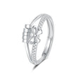The opening is adjustable. / Bow - silver