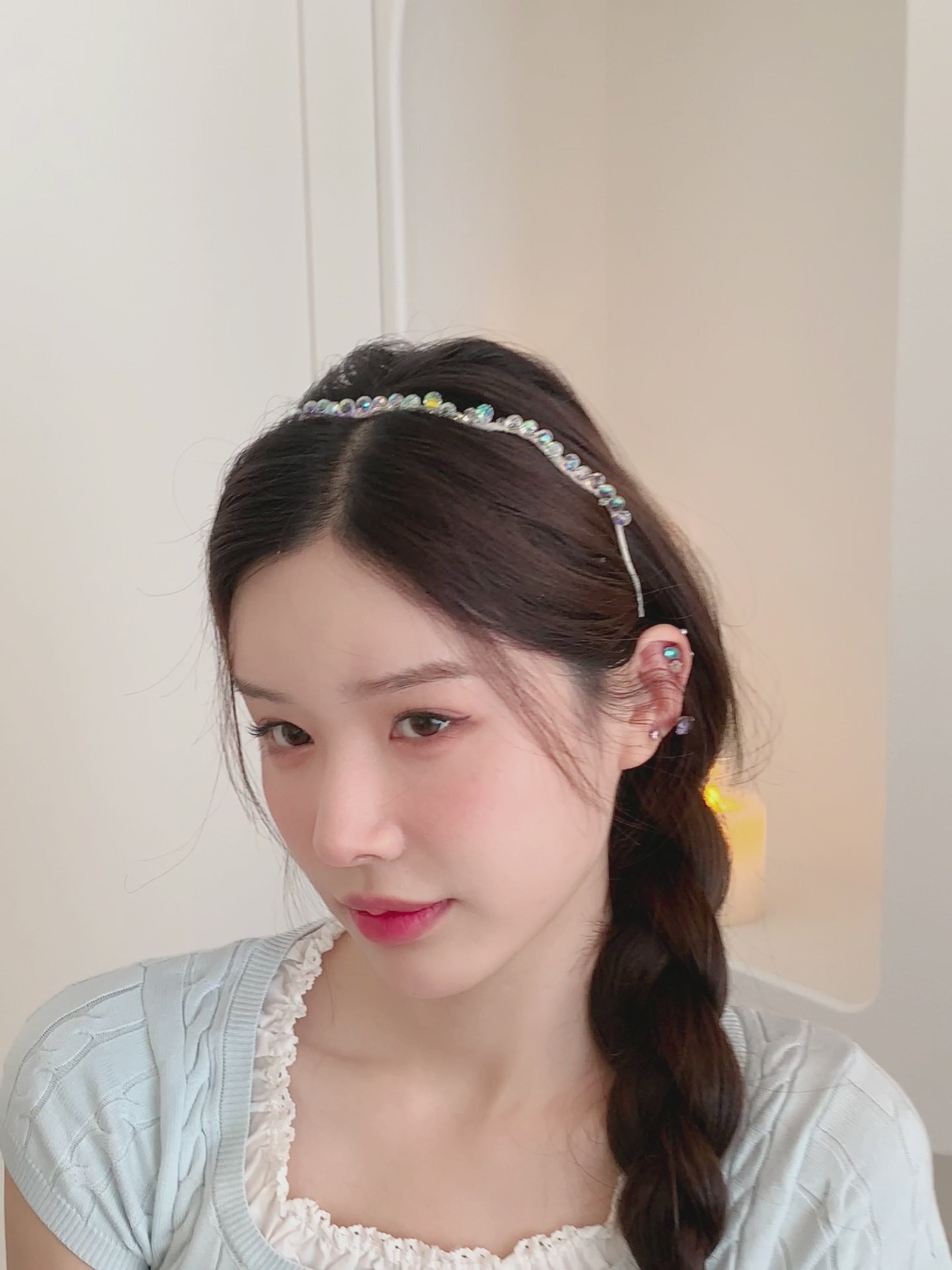 Elegant Princess Style Glitter Headband for Women Lustrous Sparkle Hair Accessories for Girls and Ladies