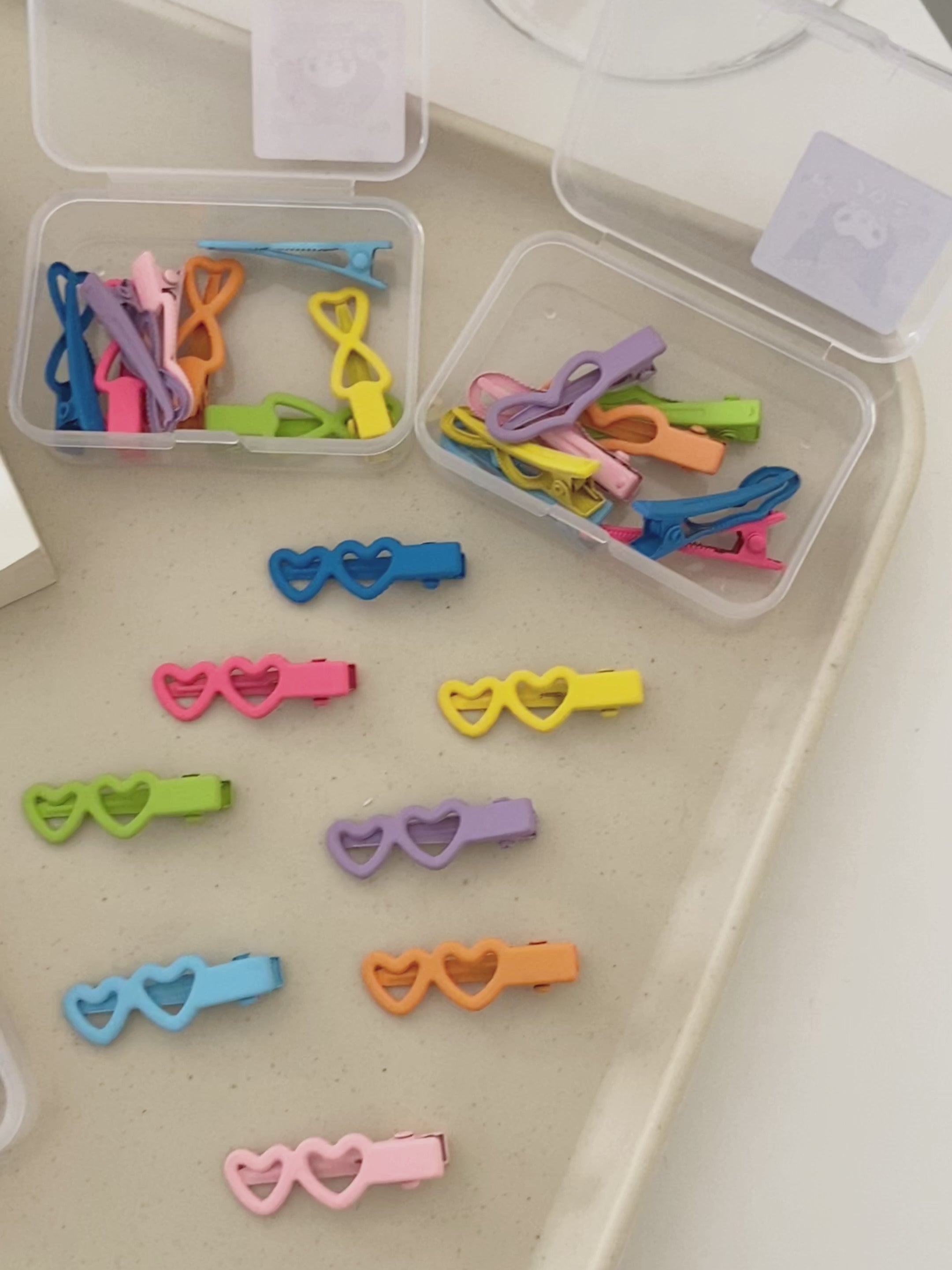 Cute Alligators Heart Hair Clips for Girls Women Solid Color in Bright Colors Fashionable Alloy Hair Accessories Sweet Stylish