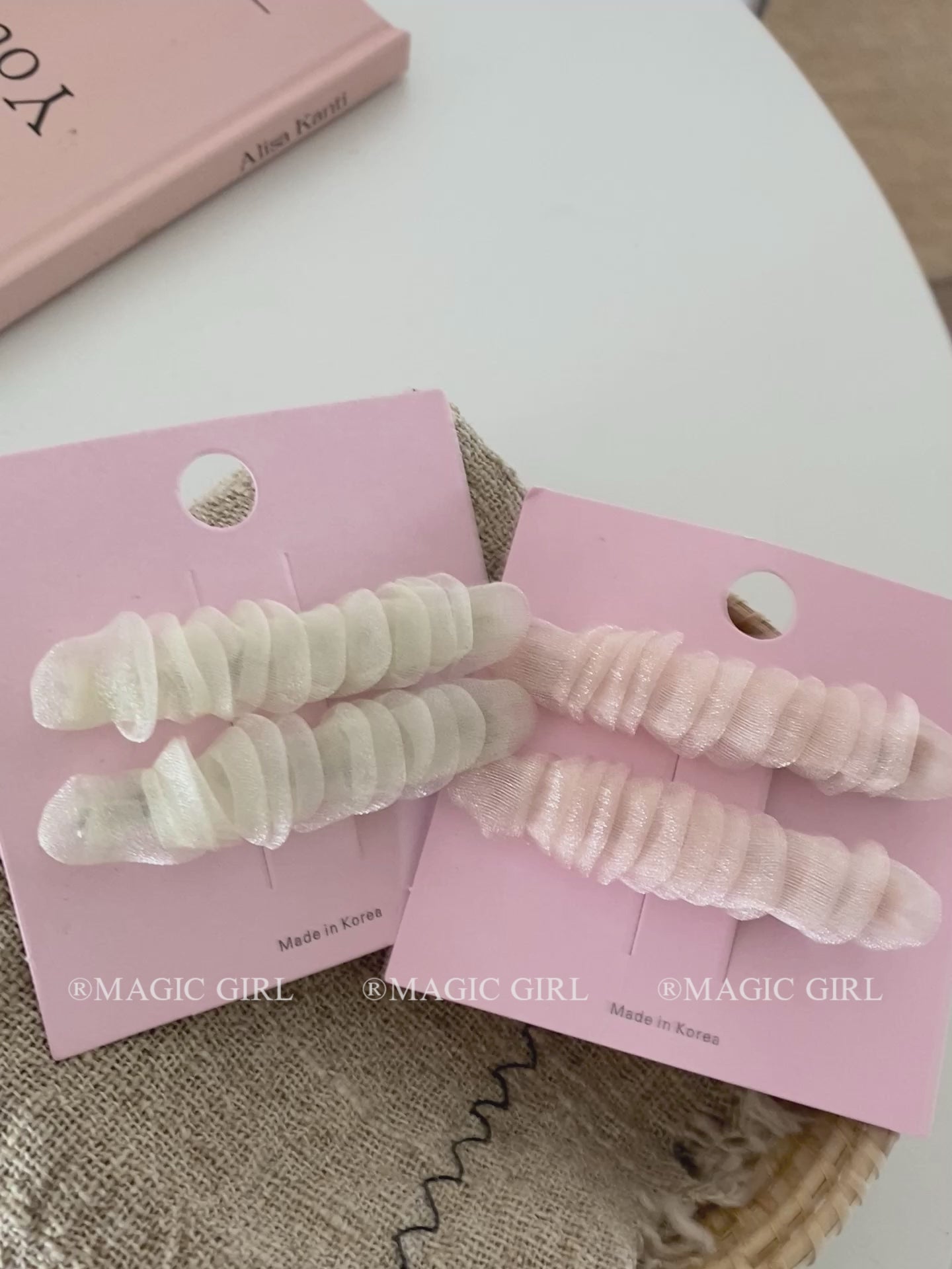 Hot Sale High Quality Fashion Minimalistic Hair Claw Accessories Solid Color Small Alligator Clips for Women Wholesale Carton