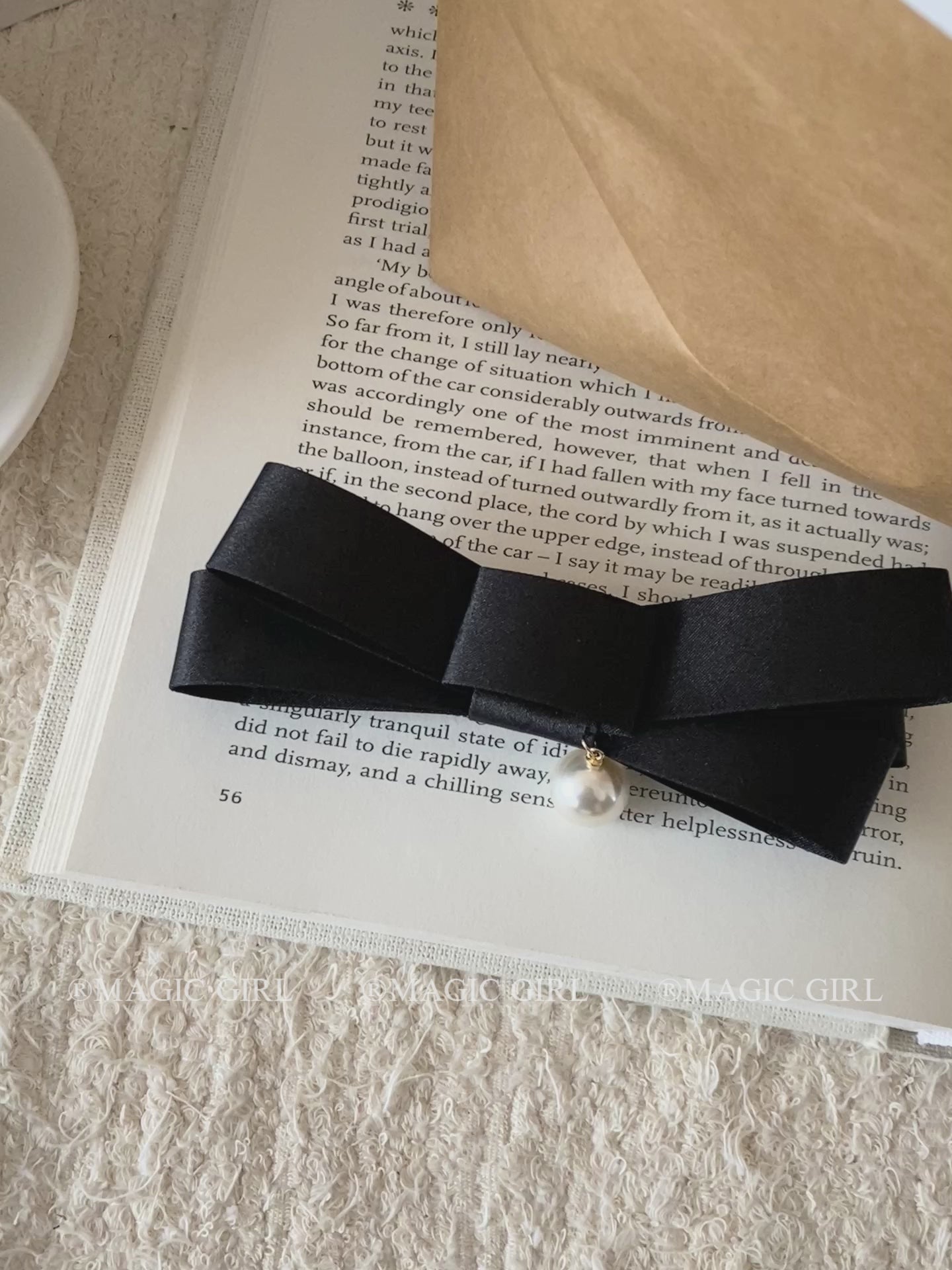 2025 Hot Sale Elegant Chic Hair Accessories for Women & Girls Classic Simple Black Snap Hair Clips Alloy & Fabric for Parties