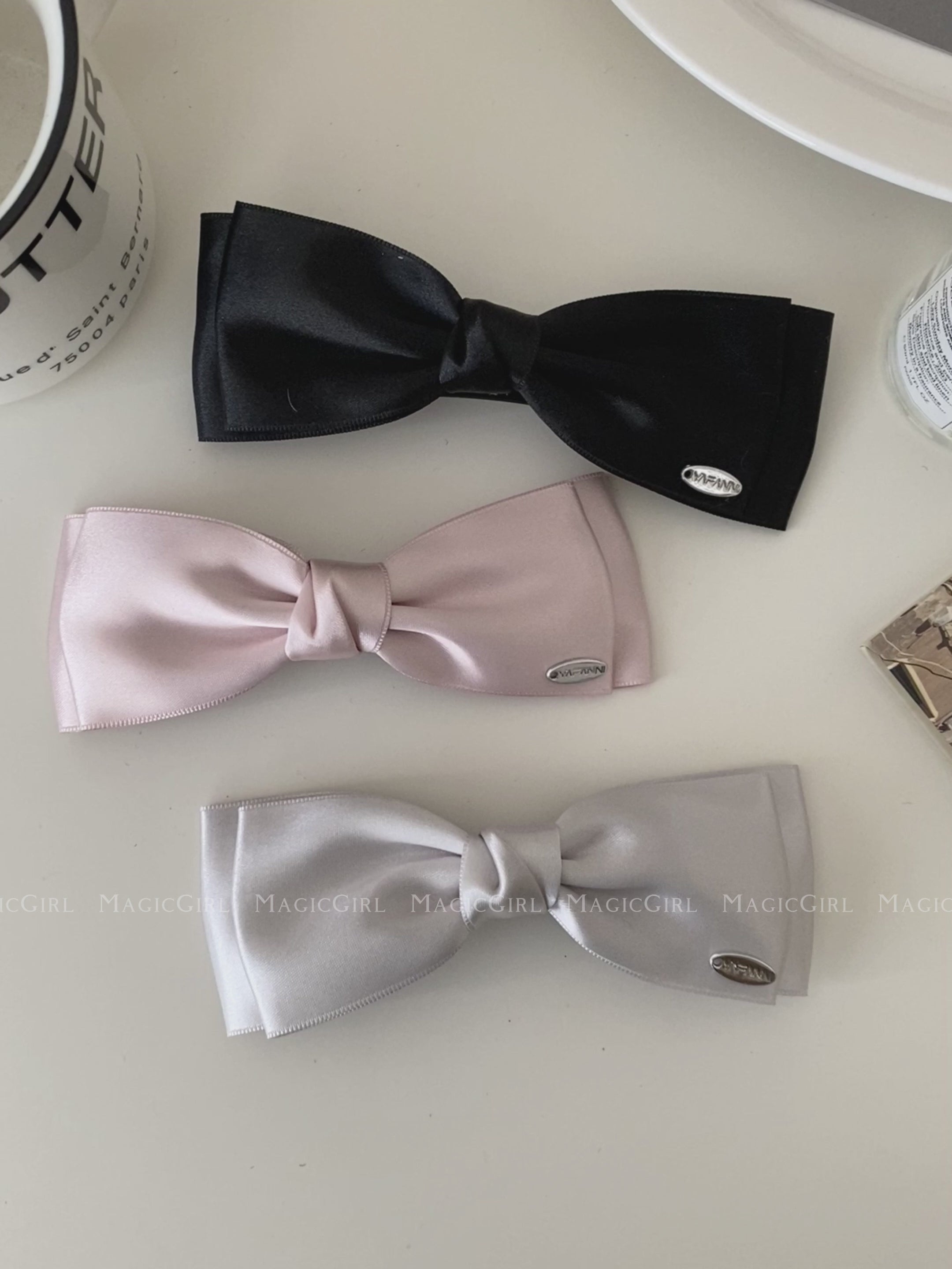 Elegant Chic Women's Bowknot Hairpins Alloy Fabric Barrette Clips for Daily Office or Party Use Solid Color Stock Accessories