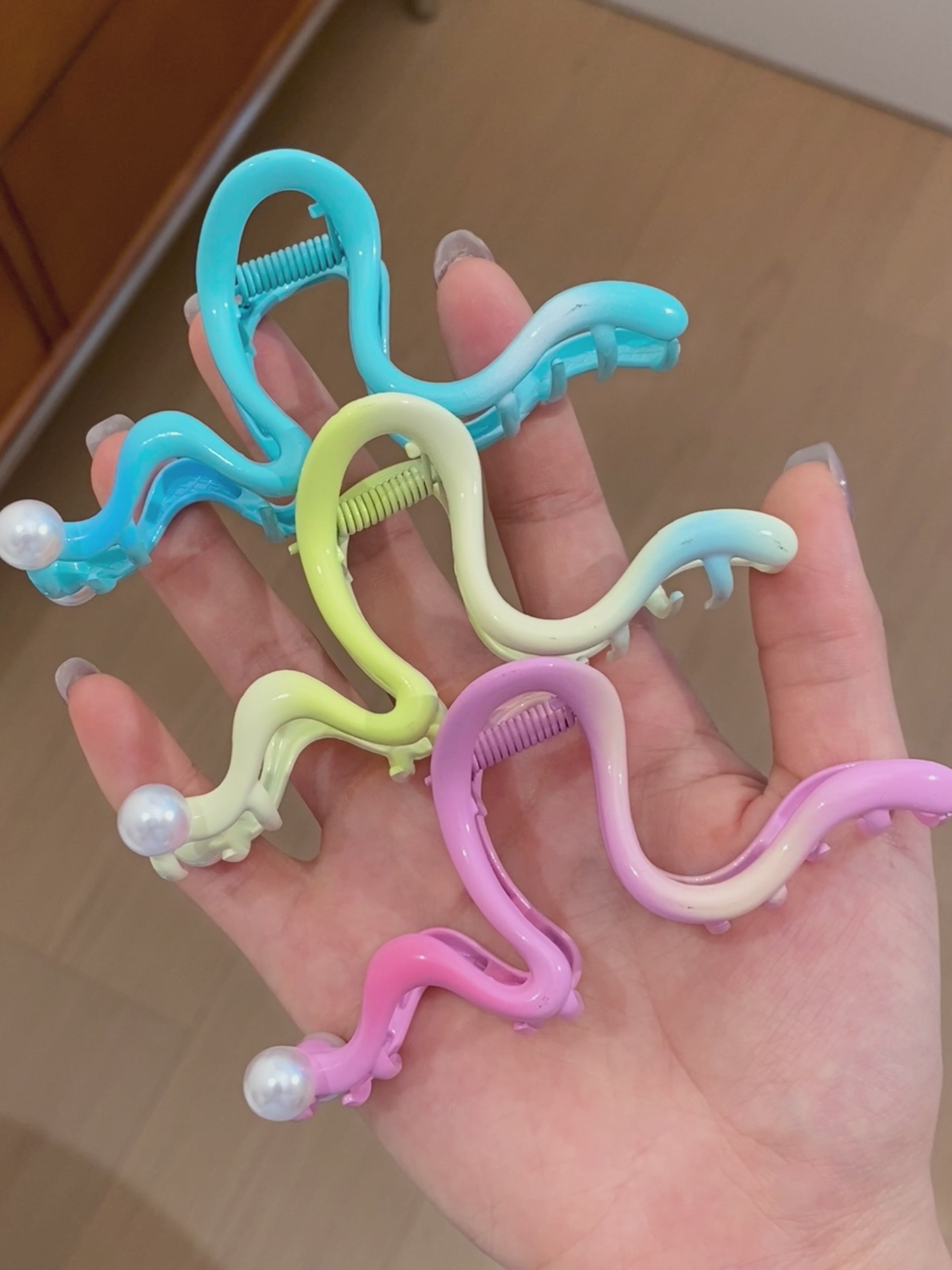 Fashion Simple Solid Candy Color Hair Claw Clips for Girls Imitation Pearl Elegant Haarspange for Women Ladies Hair Accessories