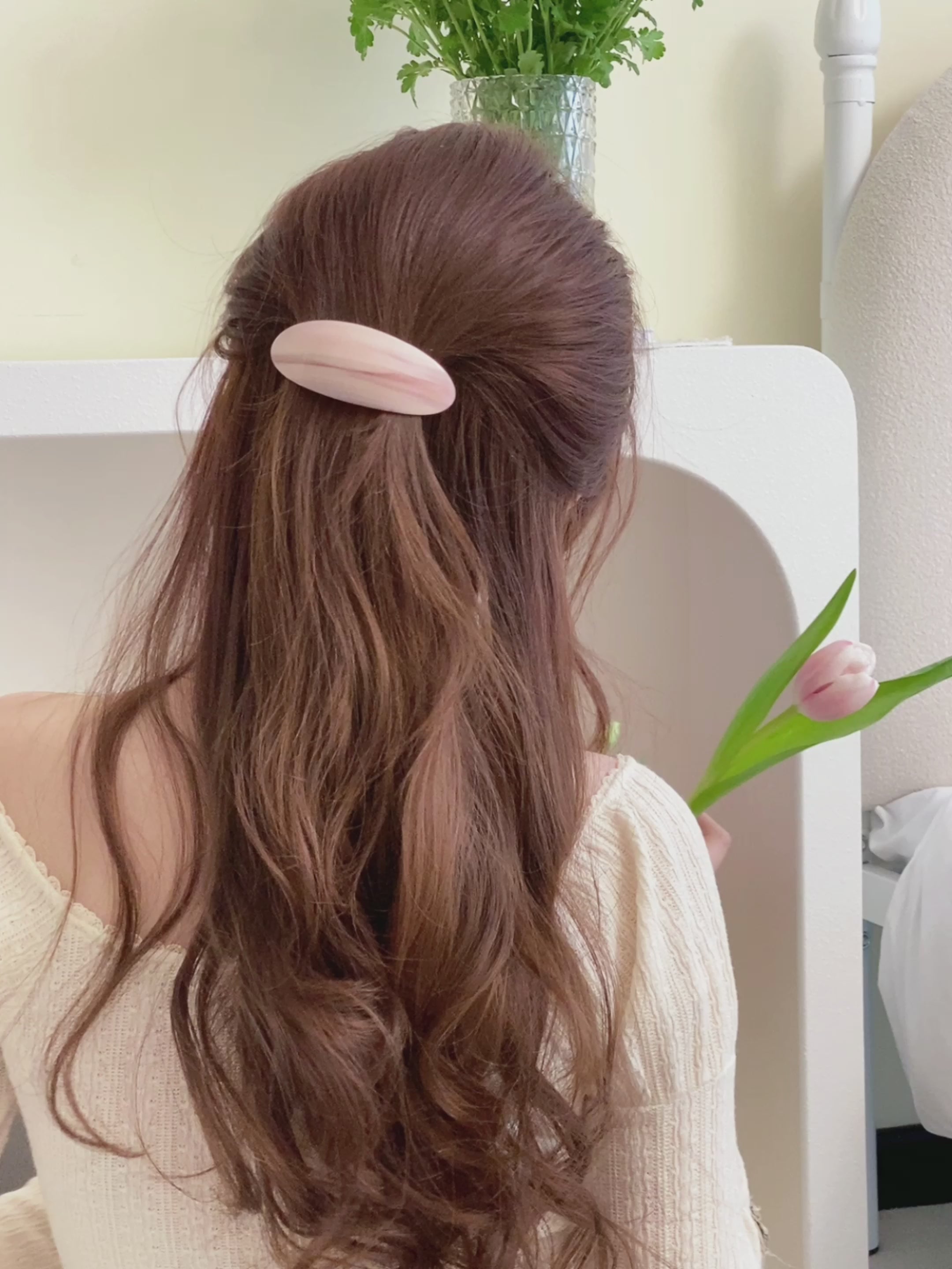 Elegant Acetate Snap Hair Clips for Women and Girls Trendy Minimalistic Chic with Irregular Stripe for Party Occasions