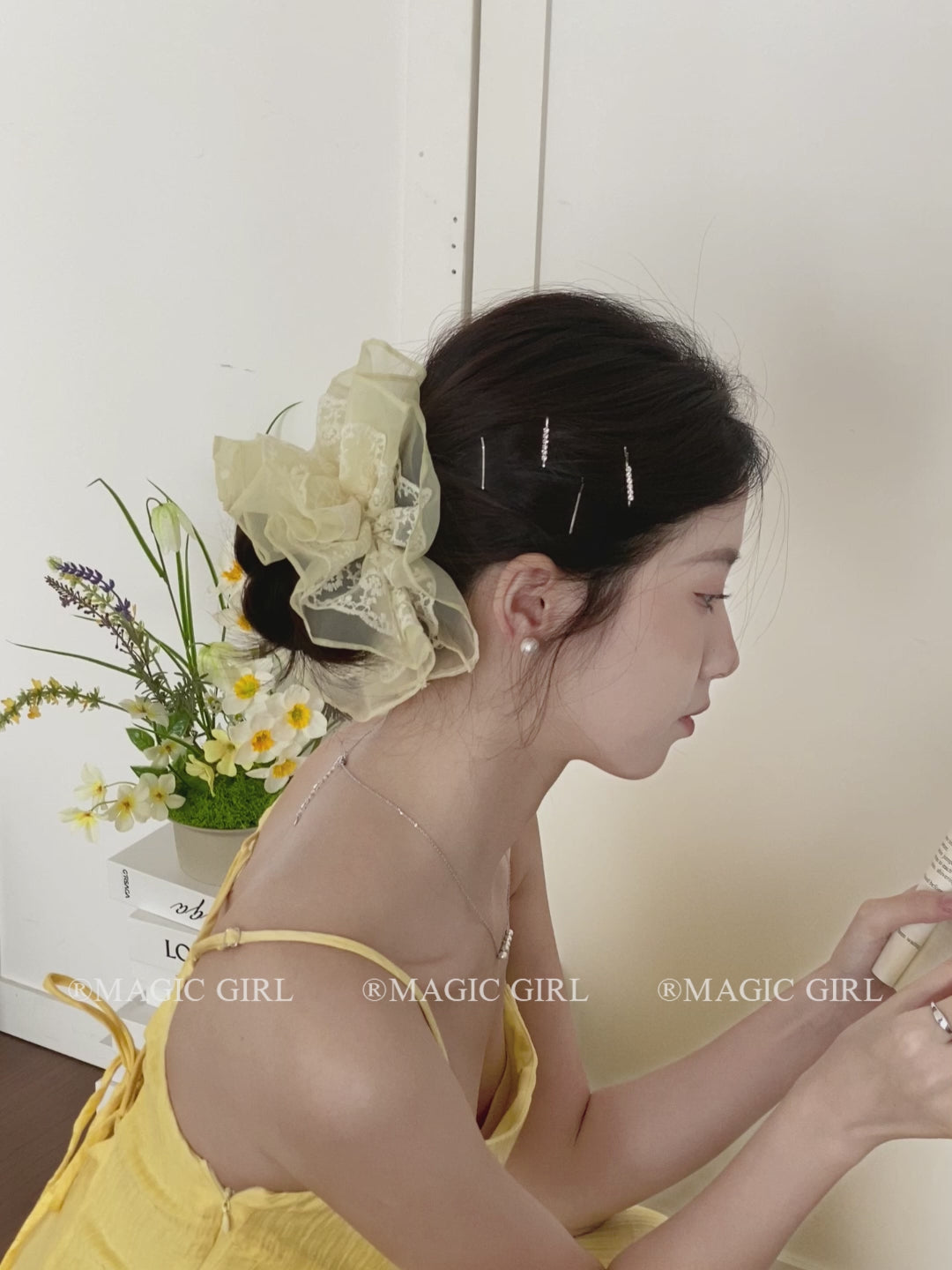 2025 Summer Fresh Pretty Yellow Scrunchies for Girls Fashionable Elegant Hair Ties  Princess Style Hair Accessories Women Cute