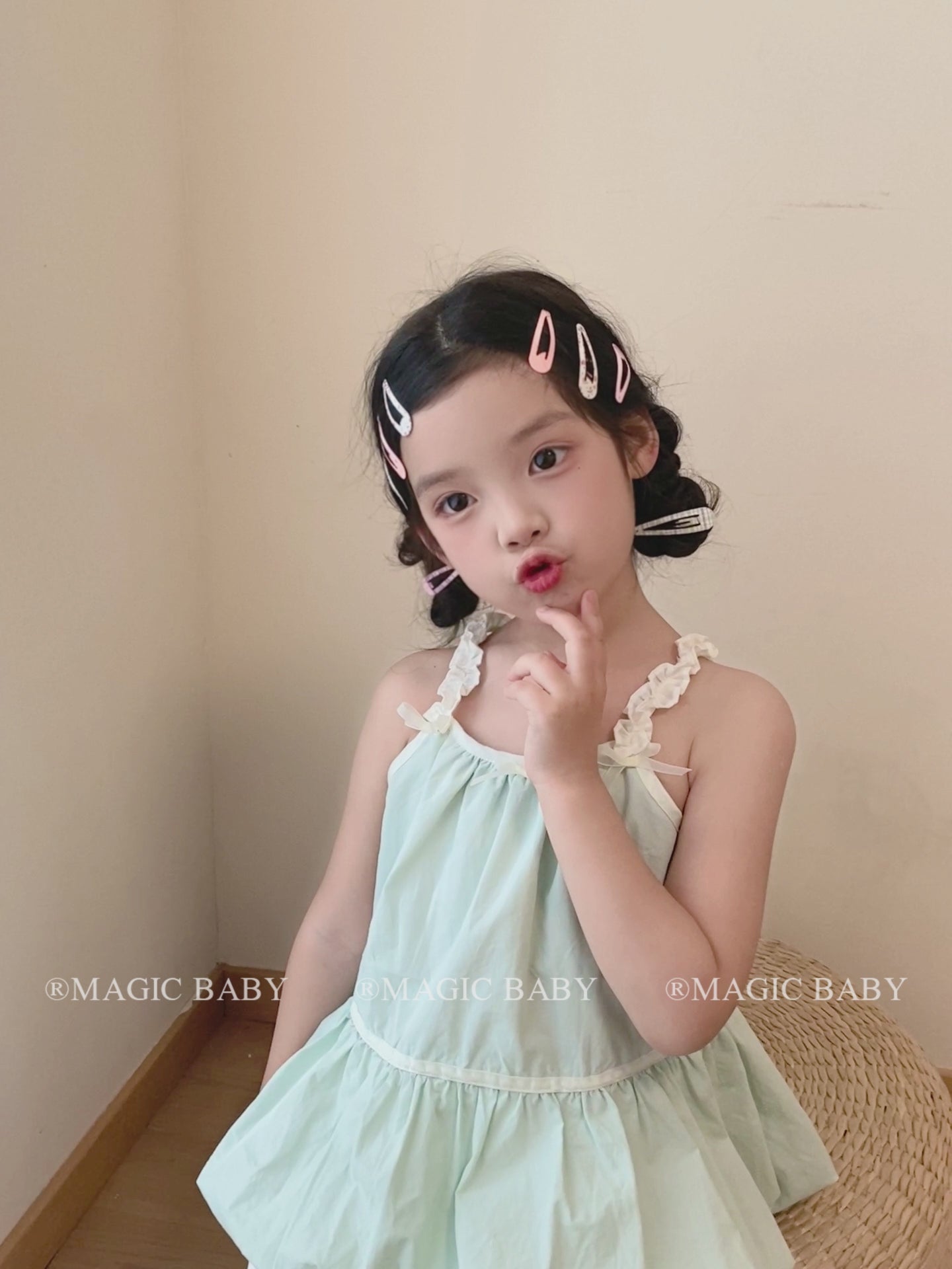 Minimalistic Solid Color Hair Clips for Kids Alloy Snap Hair Accessories for Baby Girls Teens