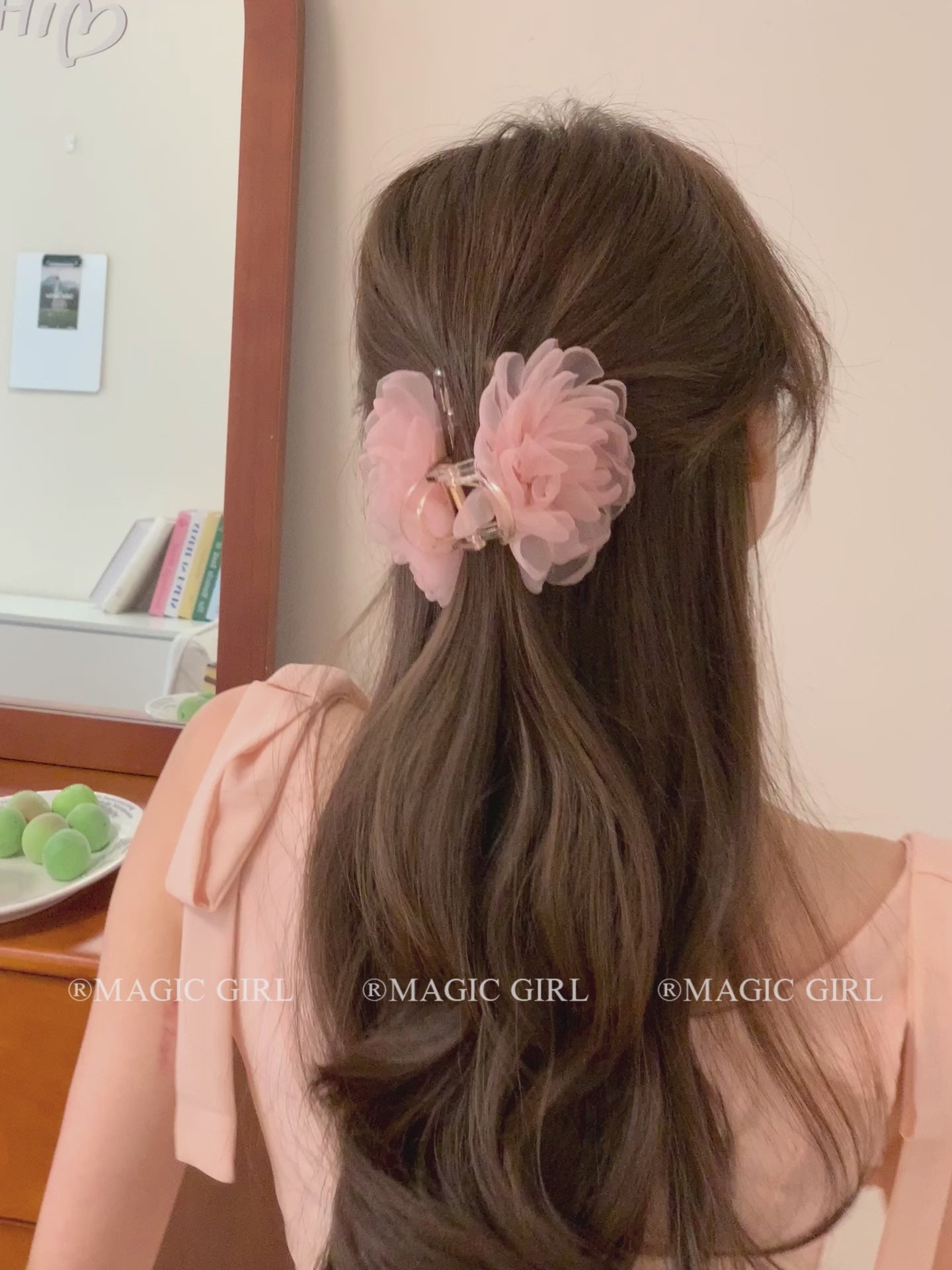 Hot Sale Women's Daily Fashion Hair Ties Solid Pink Blue Flower Scrunchies with Elegant Claws Set Handmade Accessories