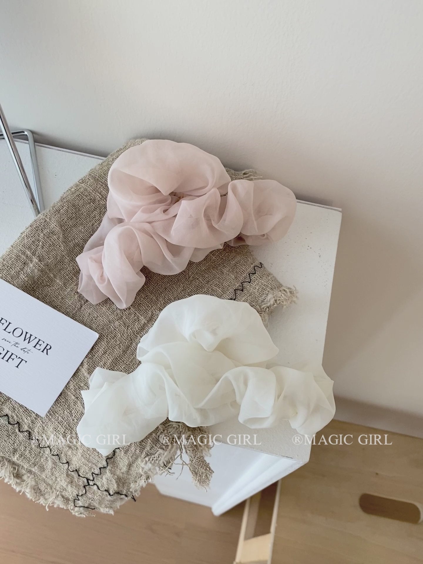 Brand New Elegant Solid Color Hair Claw Clips for Girls Ladies-Simple Classic Minimalistic Hair Accessories Sweet for Daily Use