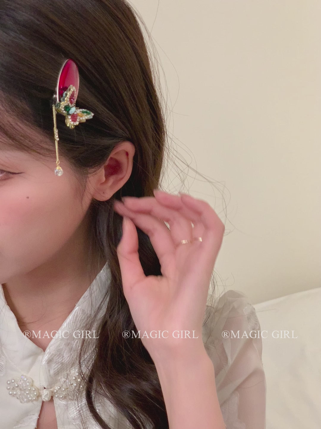 Women's Chic Elegant Alloy Hairpins Clamp Accessories Butterfly Pendant Red Small Alligator Clips for Parties-Chic Fashion