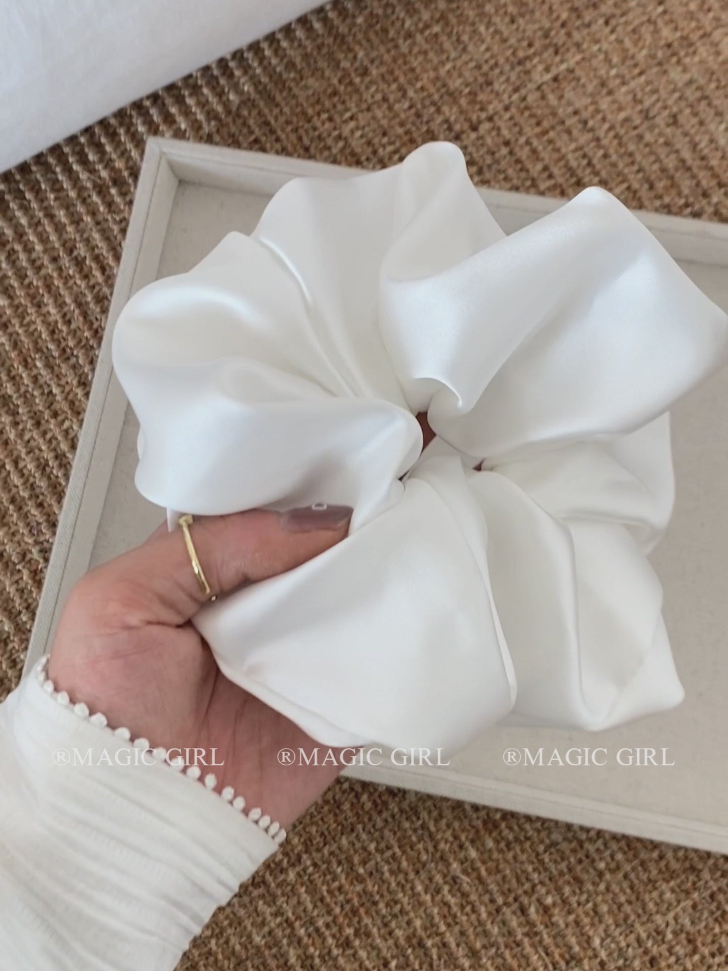 Hot Sale White Solid Color Heart Hair Ties Alligator Clips Accessories Set Elegant Fashionable Scrunchy Hairpins for Women