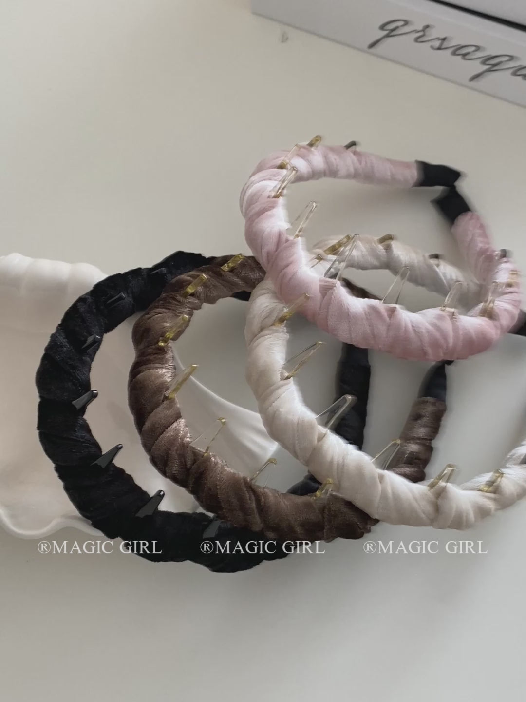 Solid Color Simple Velvet Minimalistic Head Band for Girls Fashion Elegant Chic Hair Band for Women Ladies Hair Accessories