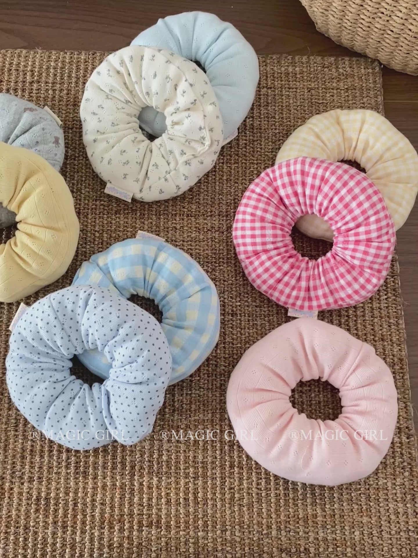 Brand New Women's Soft Cotton Plaid Scrunchies Colorful Cute Hair Ties for Girls Fashionable Accessories with Sweet Style