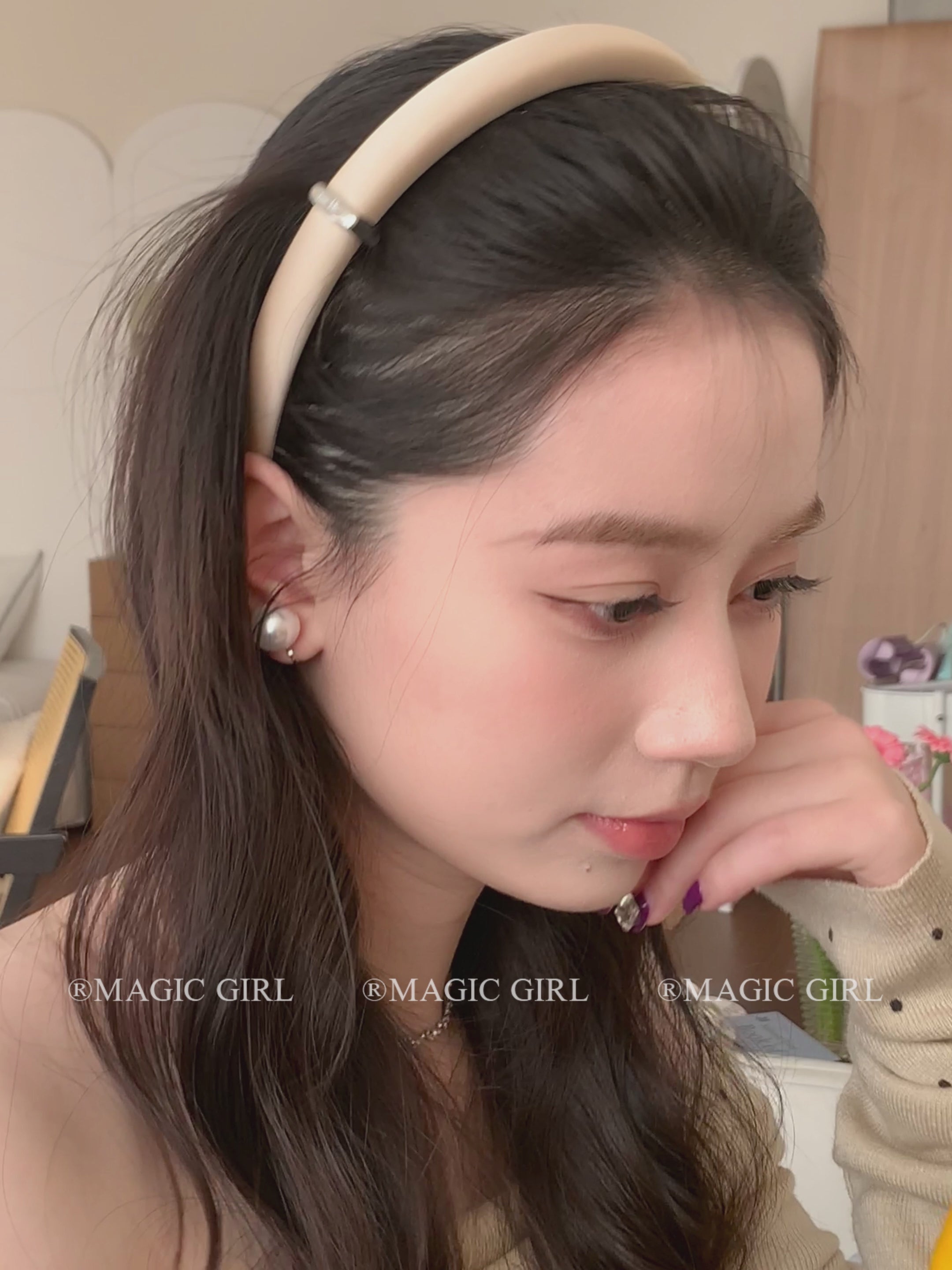 Female White Solid Color Letter Decorative Headbands Fashion Elegant Beauty Wholesale in Stock Hairbands Accessories for Women