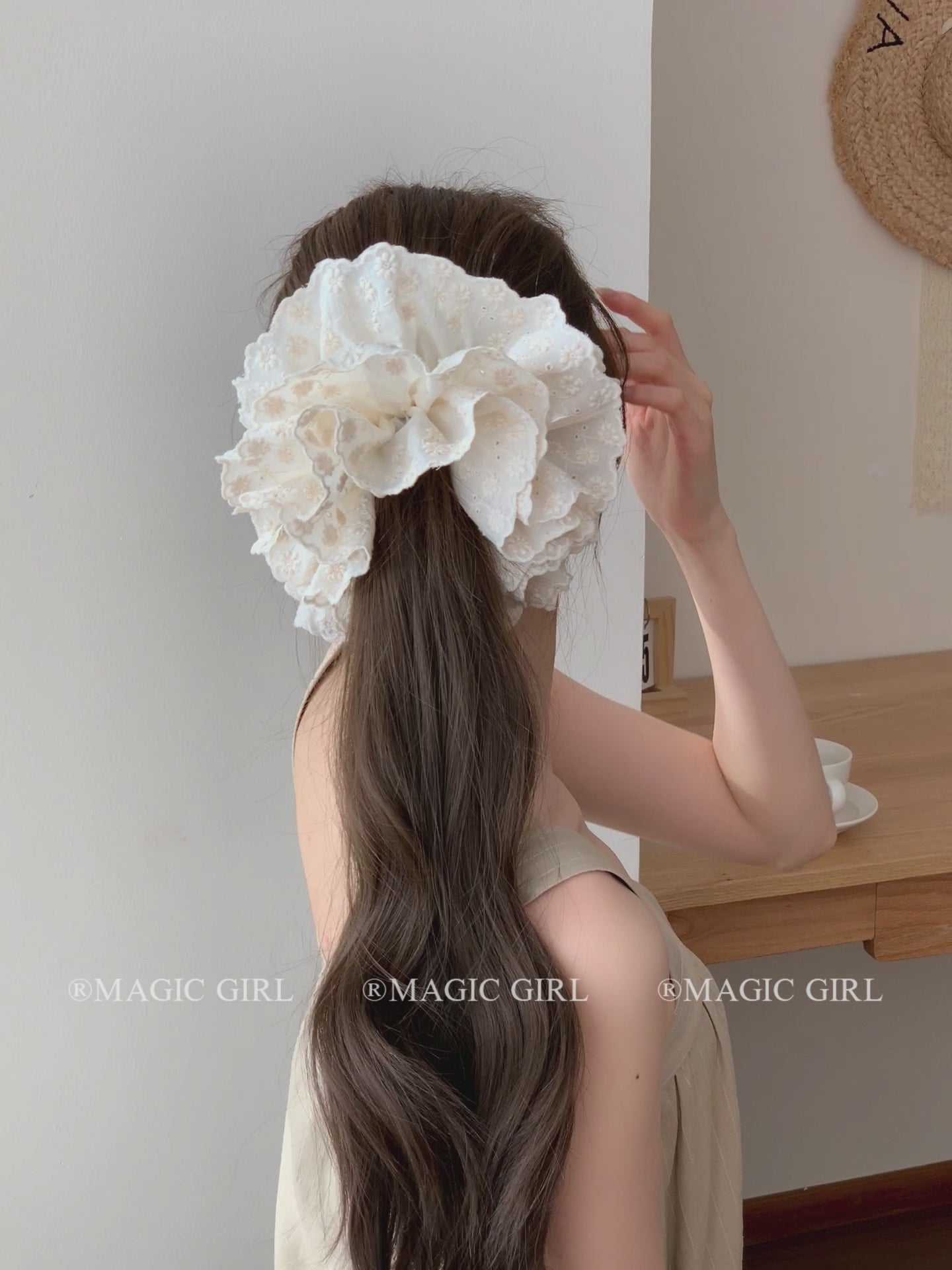 Oversized Hair Ties for Girls Fashion Princess style Flower Scrunchies for Women Ladies Elegant Daily Large Hair Accessories