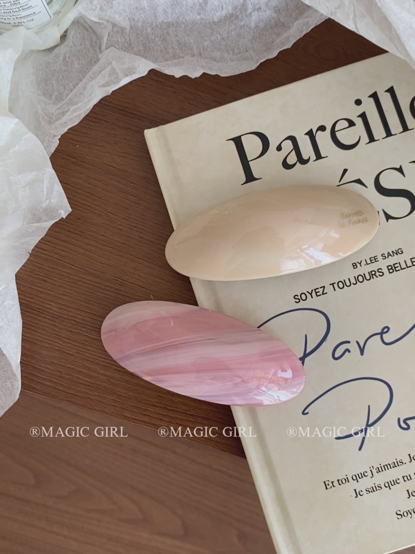 Women's Elegant Vintage French Acetate Hair Snap Clips Simple Fashion Hairpins Claws for Daily Use and Party Accessory