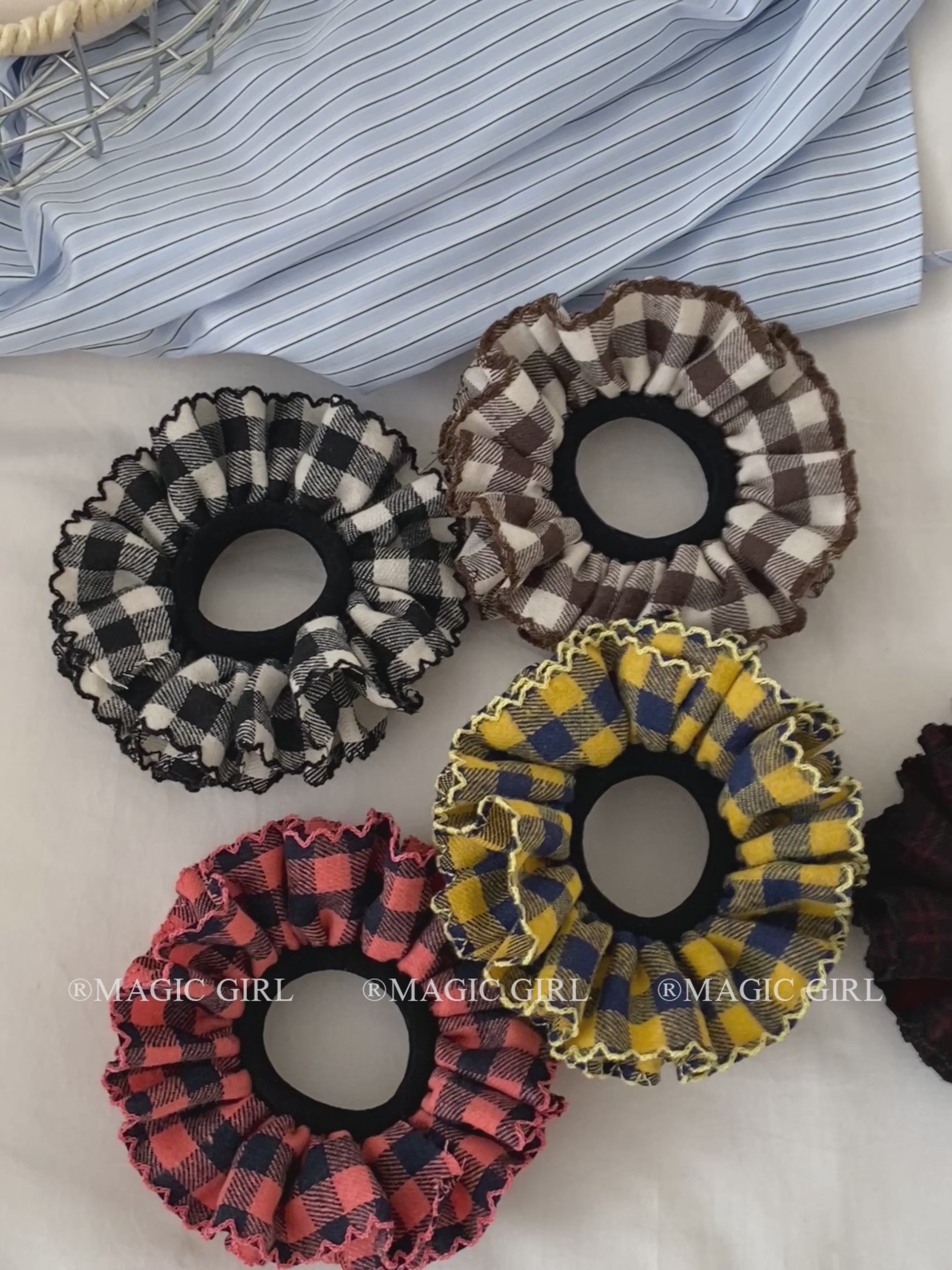 Classic Simple Plaid Scrunchies for Girls Fashion Minimalistic Hair Ties for Women Ladies Hair Accessories in Stock Decoratives