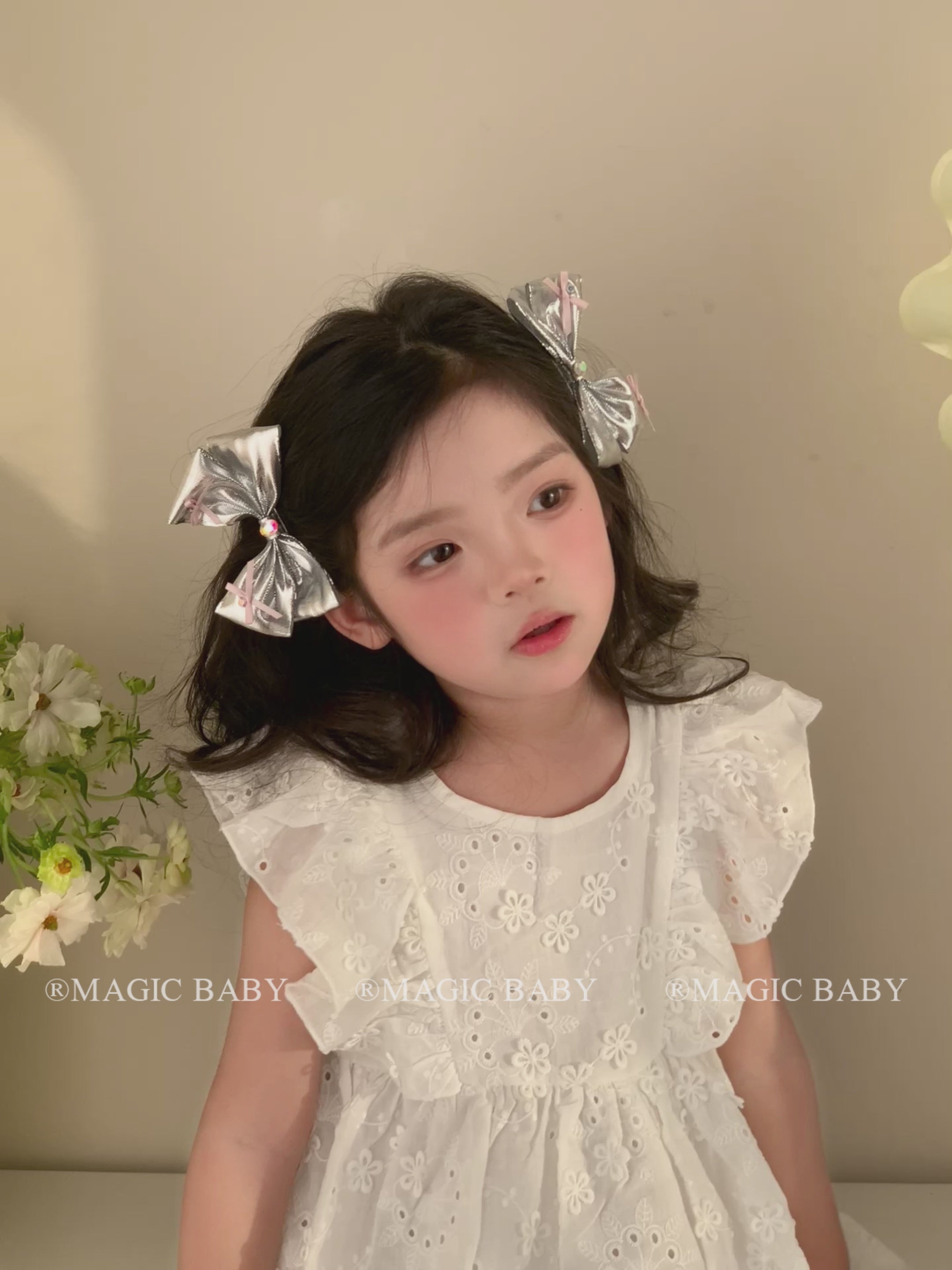 Classic Bowknot Glitter Lustrous Hair Clips for Baby Girls Fashion Sweet Cute Alligators for Kids Children Hair Accessories