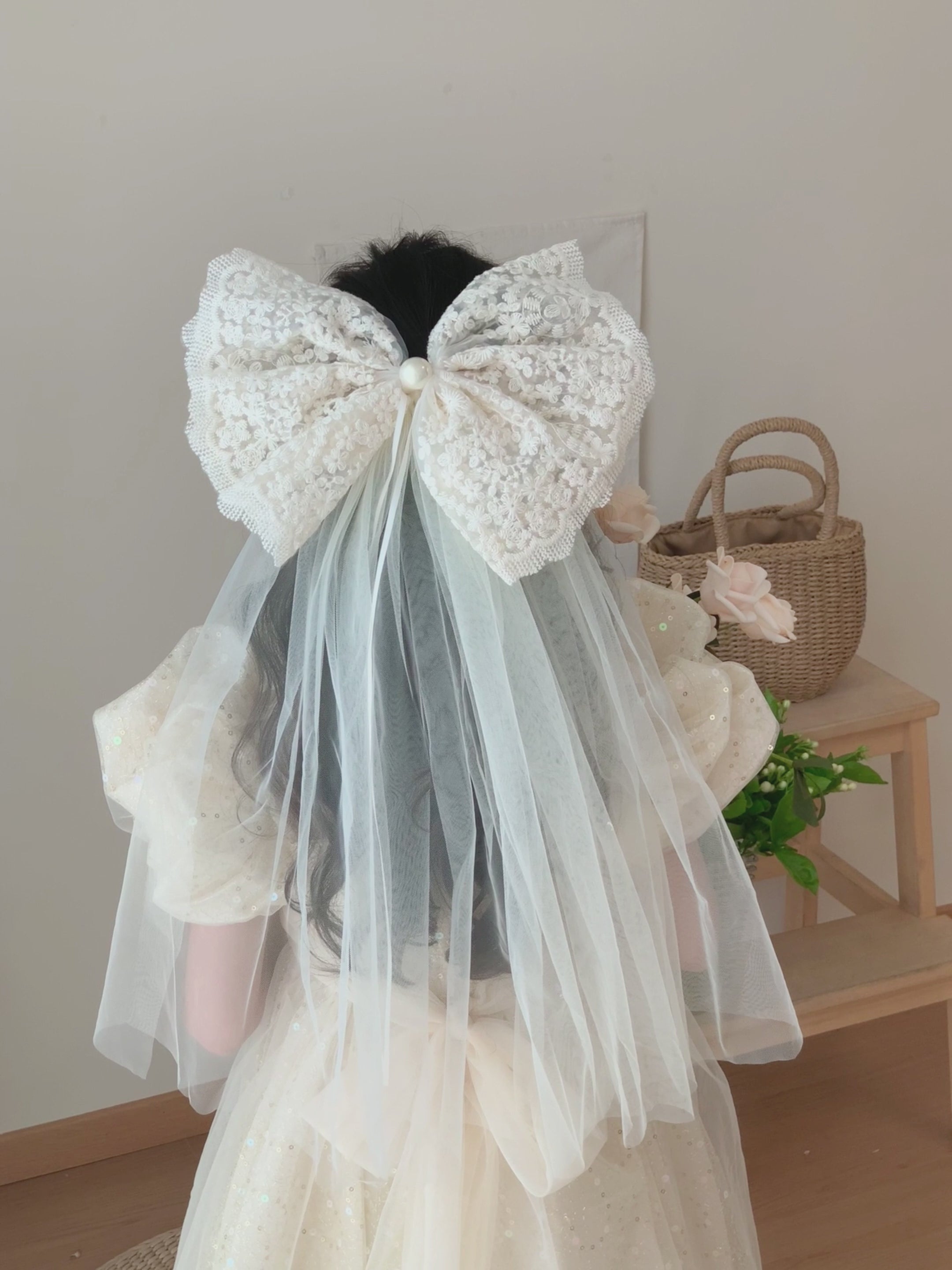 Solid Color Exaggerated Bowknot Tulle Hair Clips for Baby Girls Elegant Sweet Alligators for Kids Child Hair Accessories