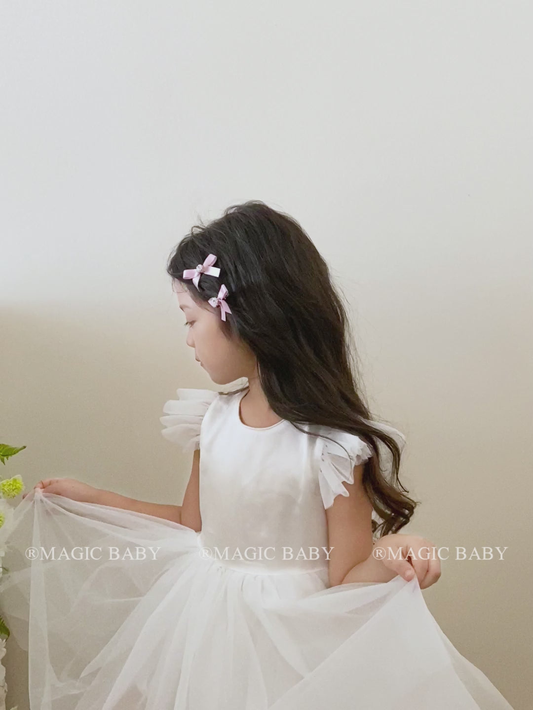 Solid Color Glitter Bowknot Hair Clips for Baby Girls Sweet Cute Fashion Alligators Hair Accessories Fabric Material for Parties