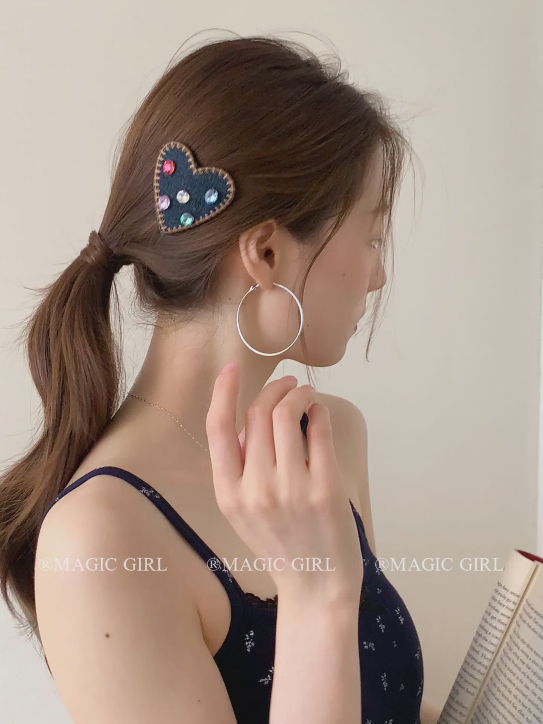 Female Rhinestone Heart Shape Snap Clips Elegant Fashion Glitter in Stock Hairpins Clamps Accessories for Women Daily Office