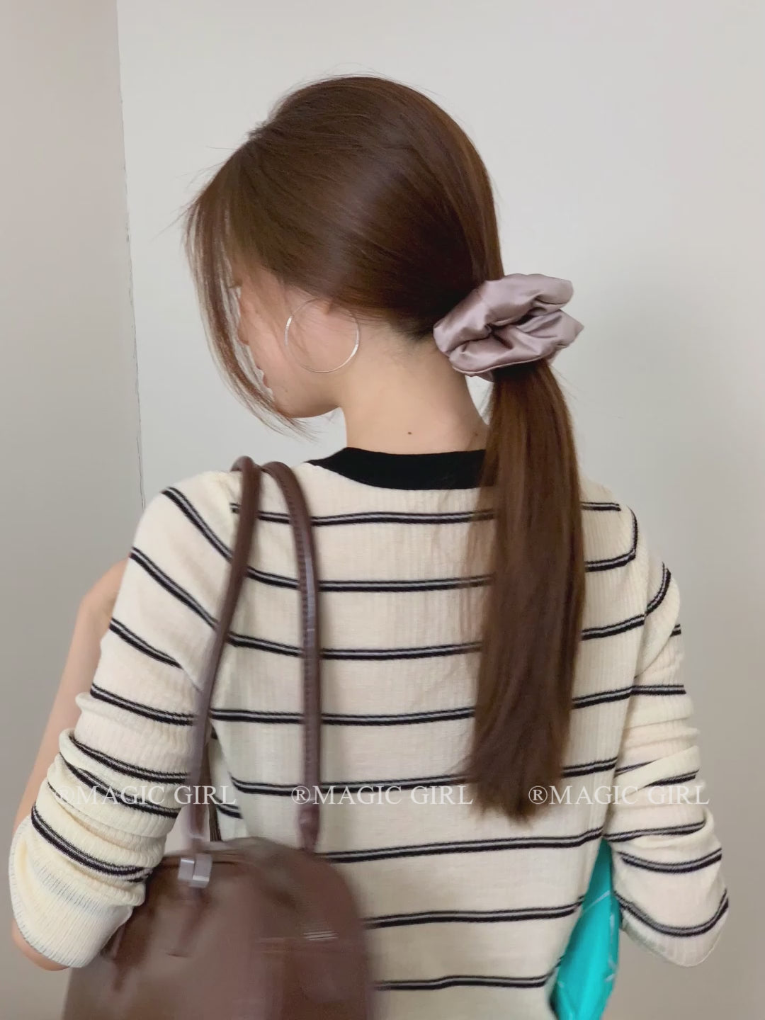 Classic Solid Color Simple Minimalistic Scrunchies for Girls Lustrous Hair Ties for Women Ladies Hair Accessories Decoratives