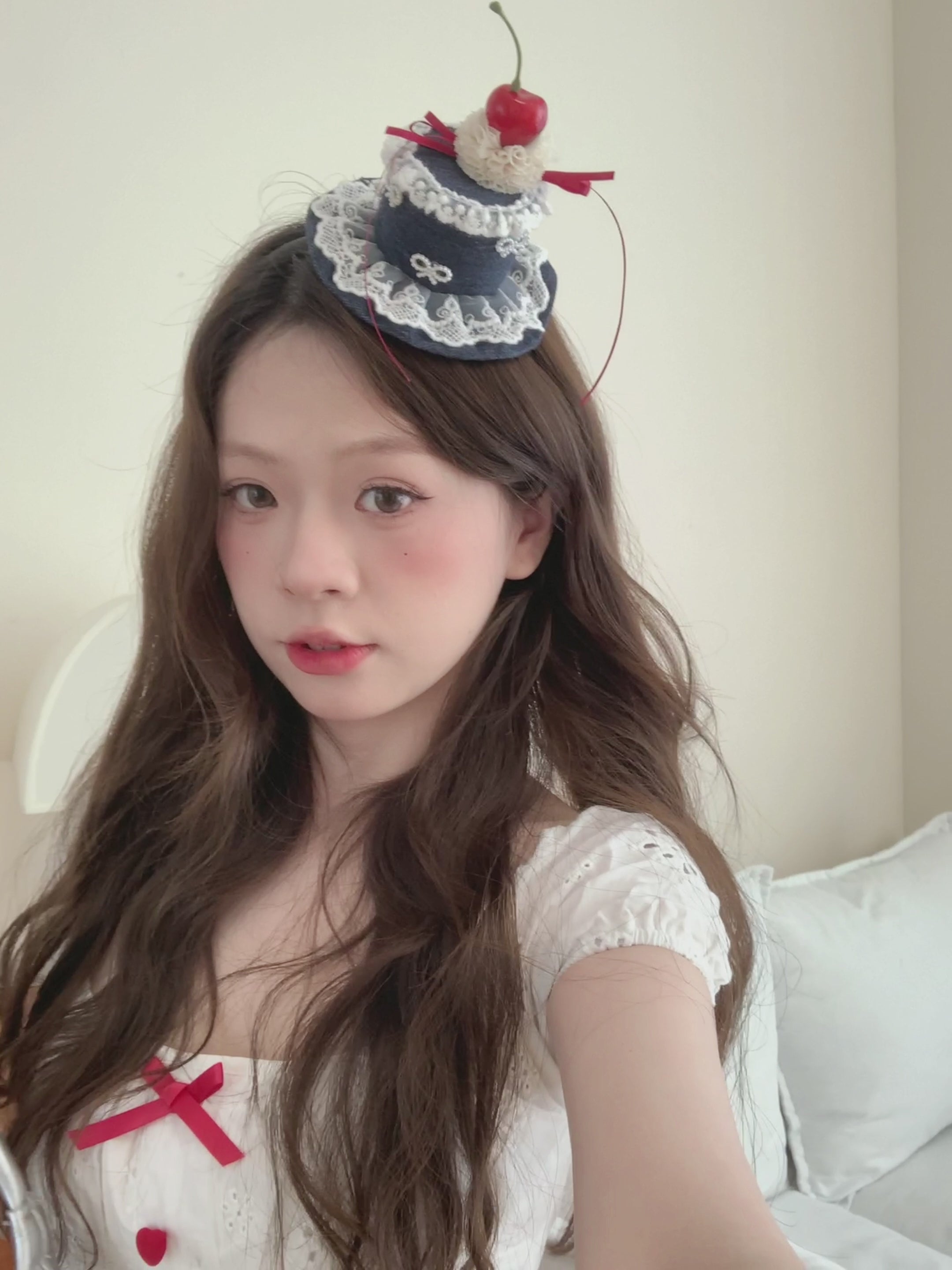 Hot Sale Cake Shape Red Ribbon Cherry Decorative Hairbands Alligator Claws Clips Fashion Elegant Headbands Accessory for Women